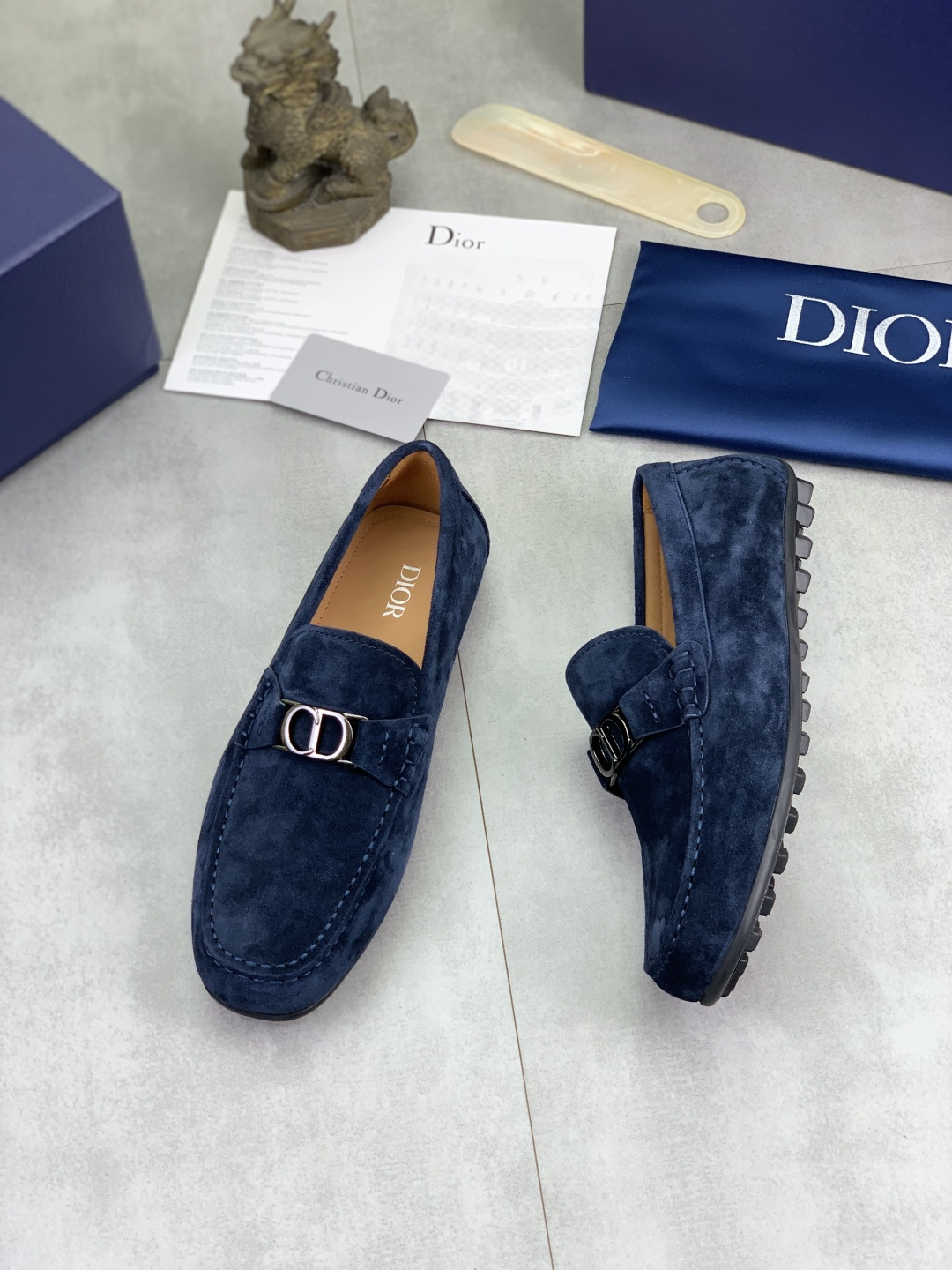 Giày Moca Dior