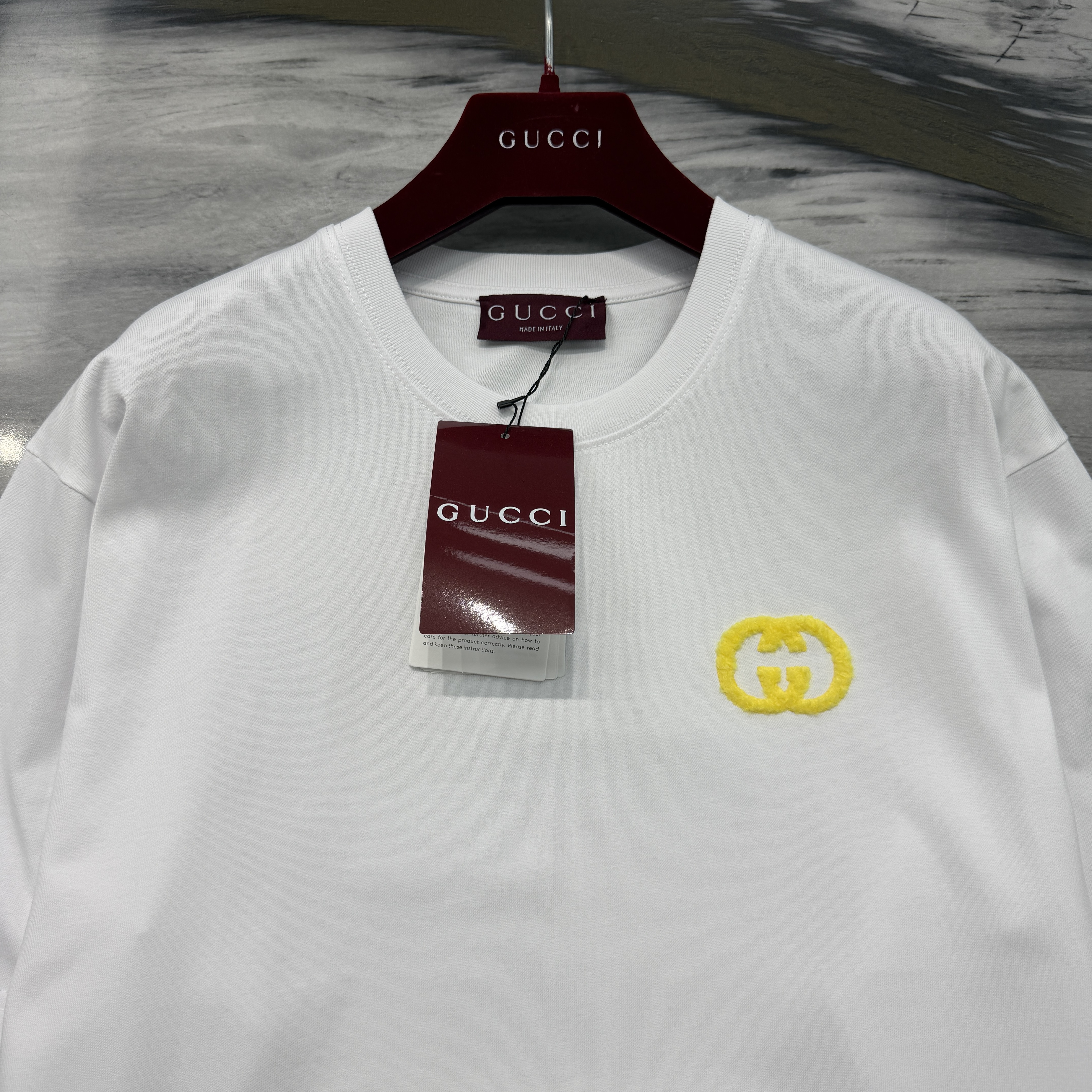 Phông Gucci_thumbnail_3