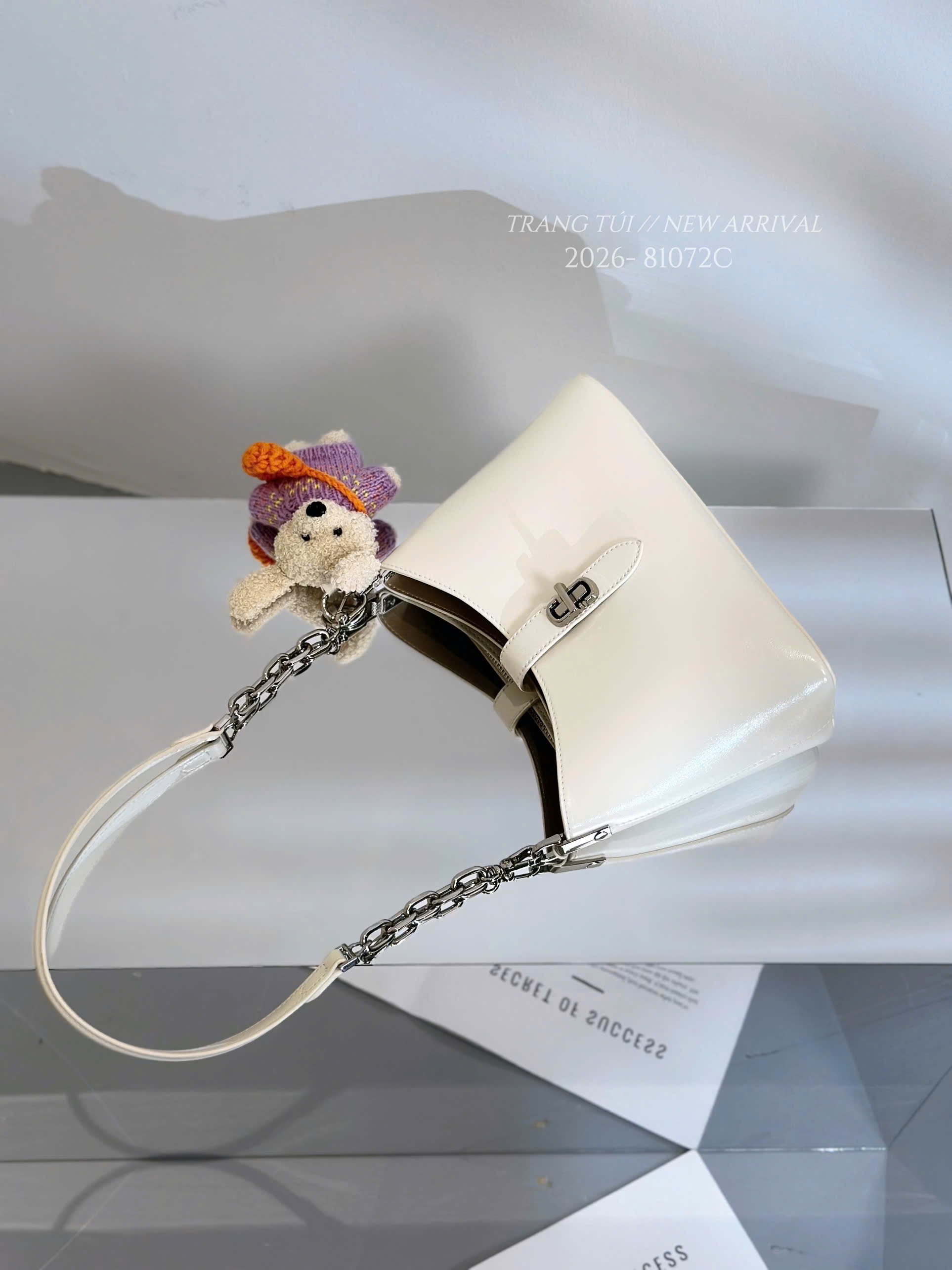 Túi CEDORA dáng thuyền size24 81072C_thumbnail_7