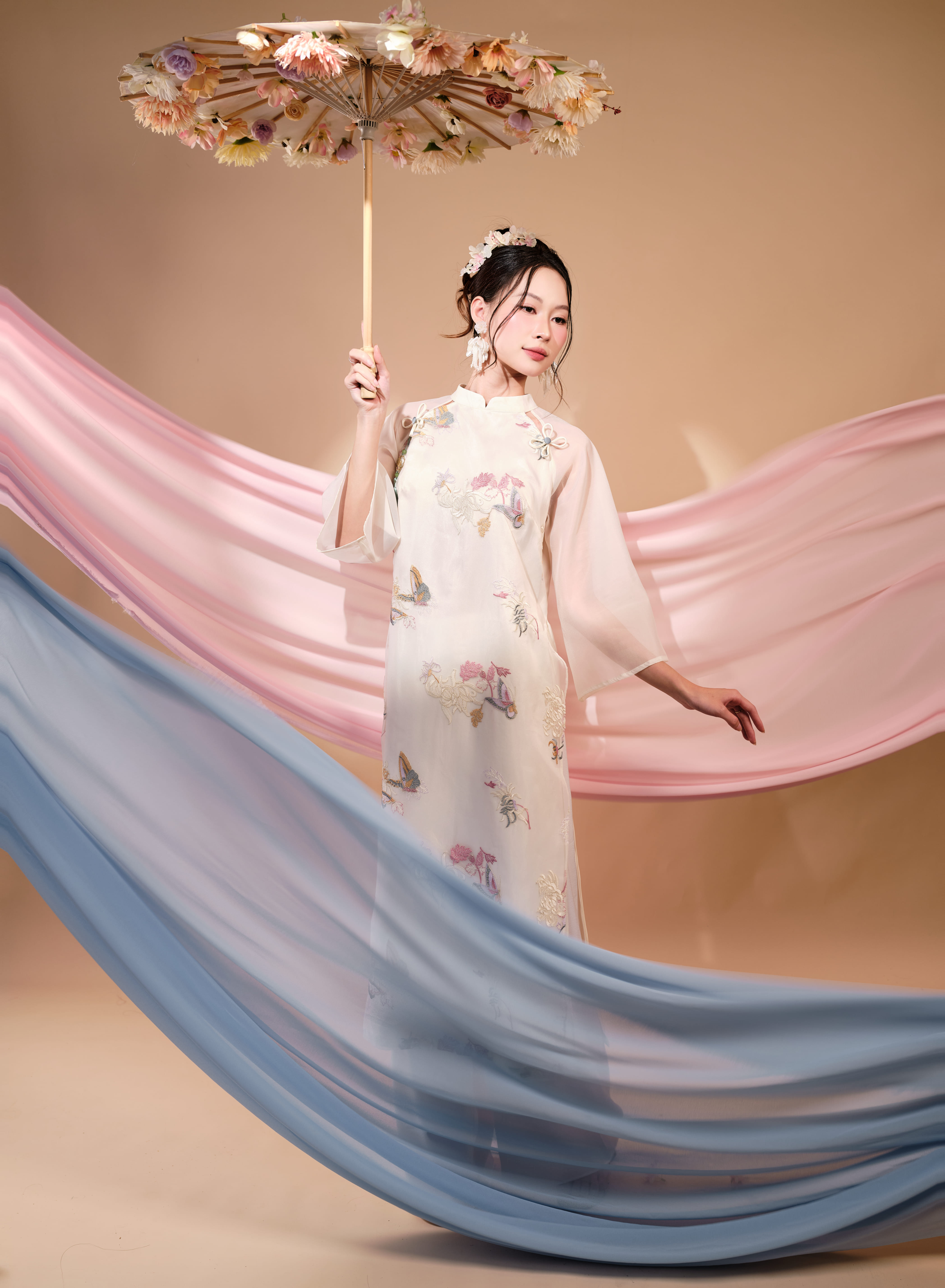 Áo dài Phụng Điệp_thumbnail_3