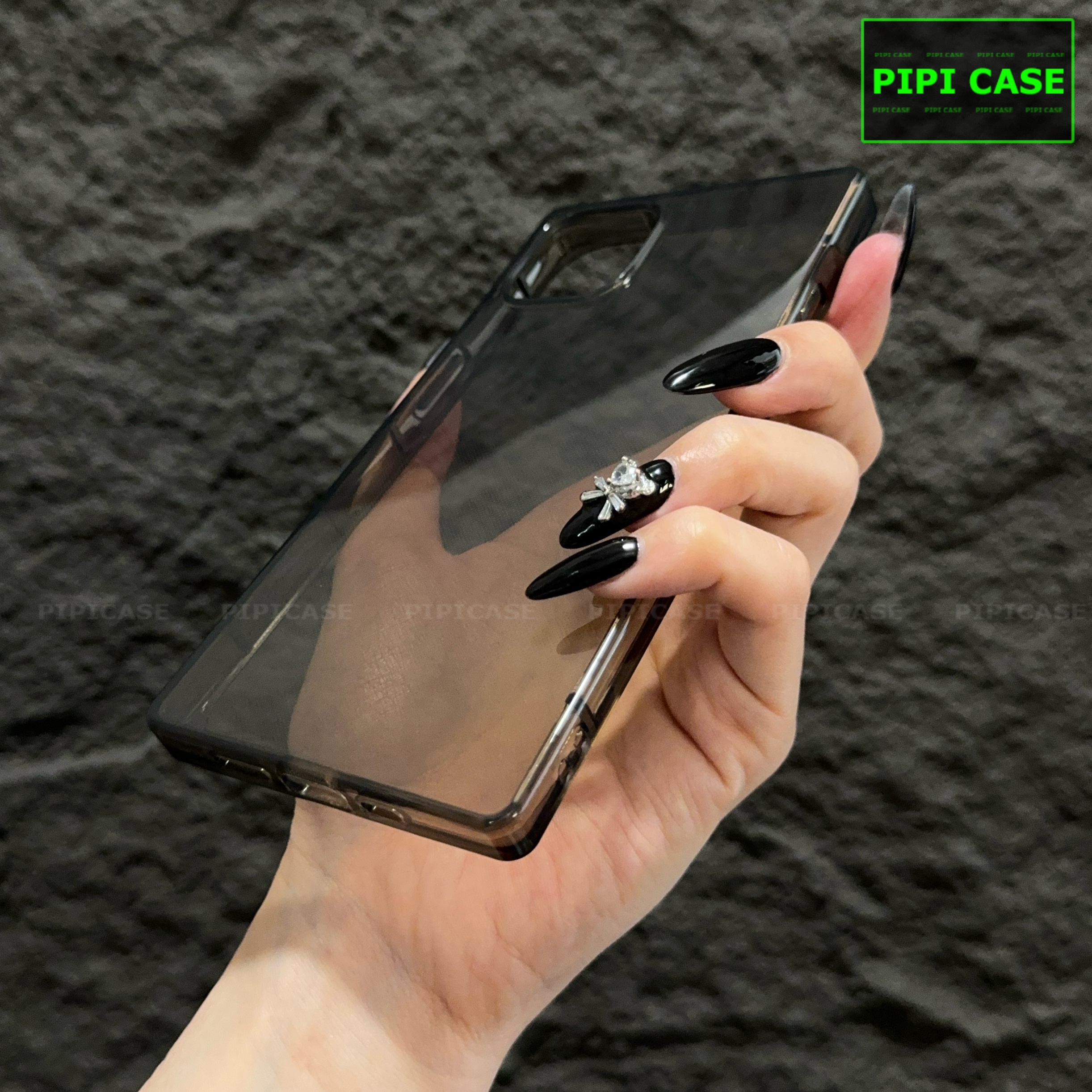 Ốp Lưng iPhone 13 - Layla - Đen_thumbnail_4