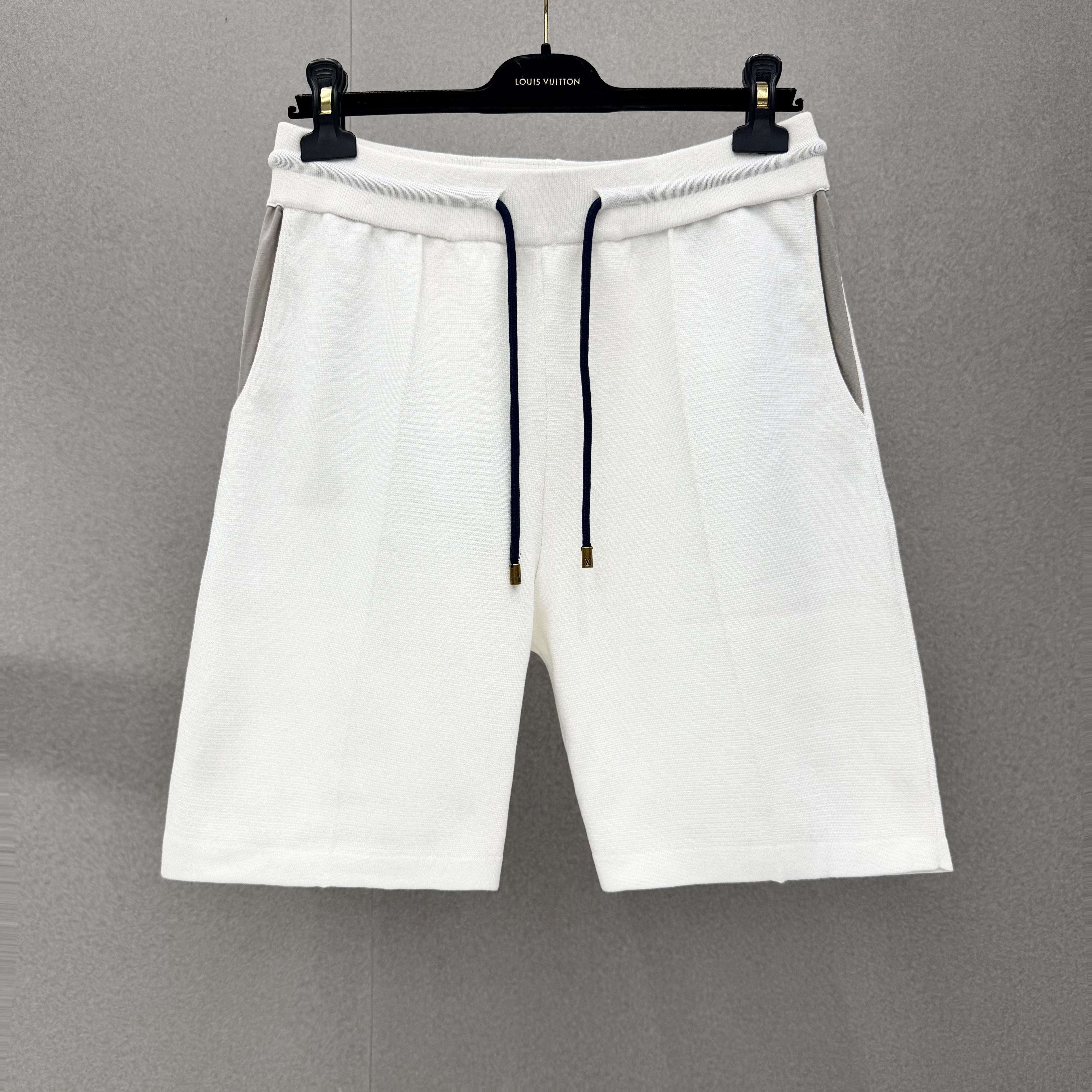 Quần Short LV 
