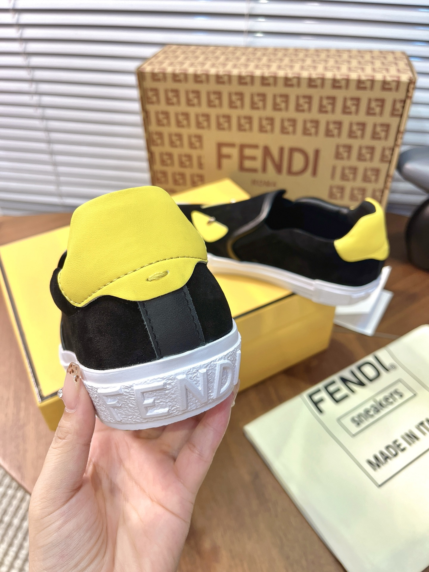 Giày Slipon Fendi_thumbnail_5