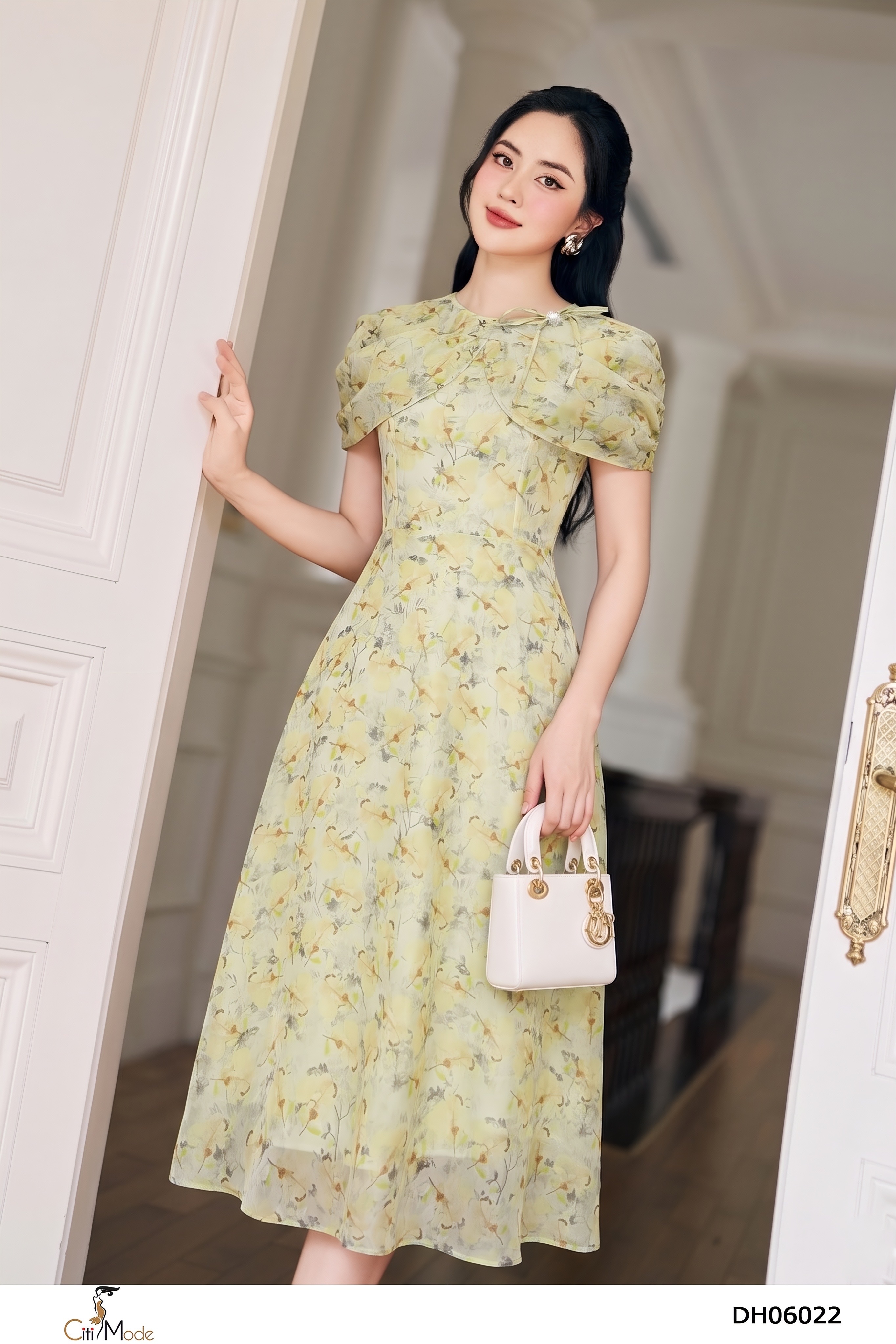 Đầm xòe hoa vàng nhí tay phủ nhún cách điệu cổ tròn đính nơ_thumbnail_3