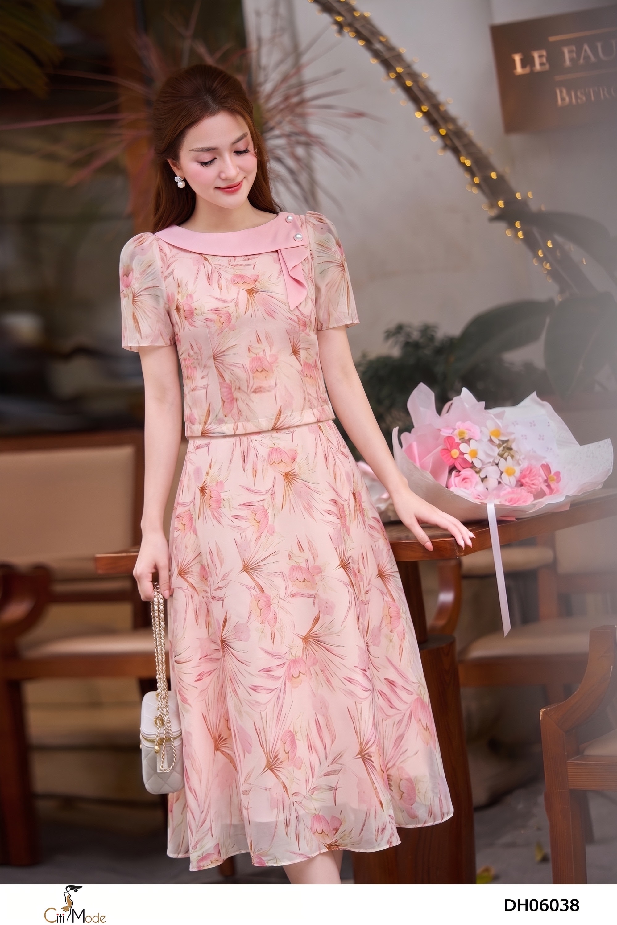 Đầm xòe hồng giả set cổ phối vạt cách điệu