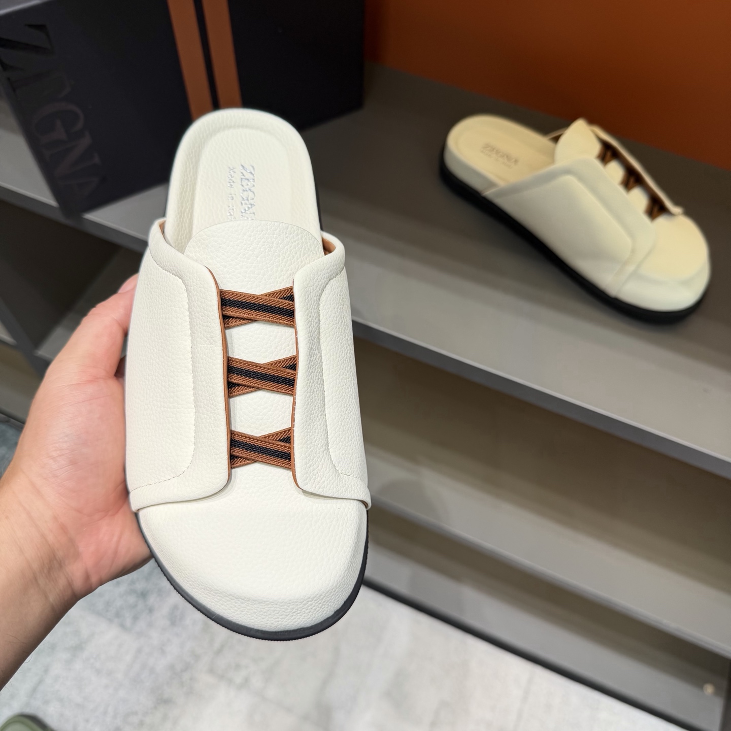 Sục Zegna_thumbnail_2