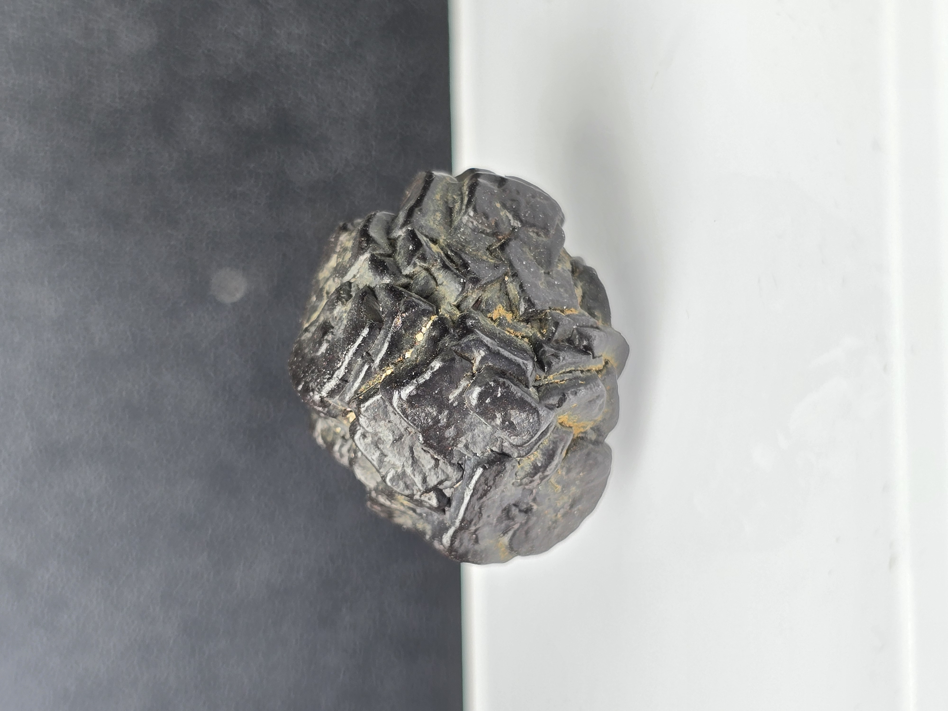 Hạt Đá Tiên Tri Prophecy Stone có xỏ lỗ xuyên - xuất xứ khu vực sa mạc Sahara, Ai Cập Size ~2cm