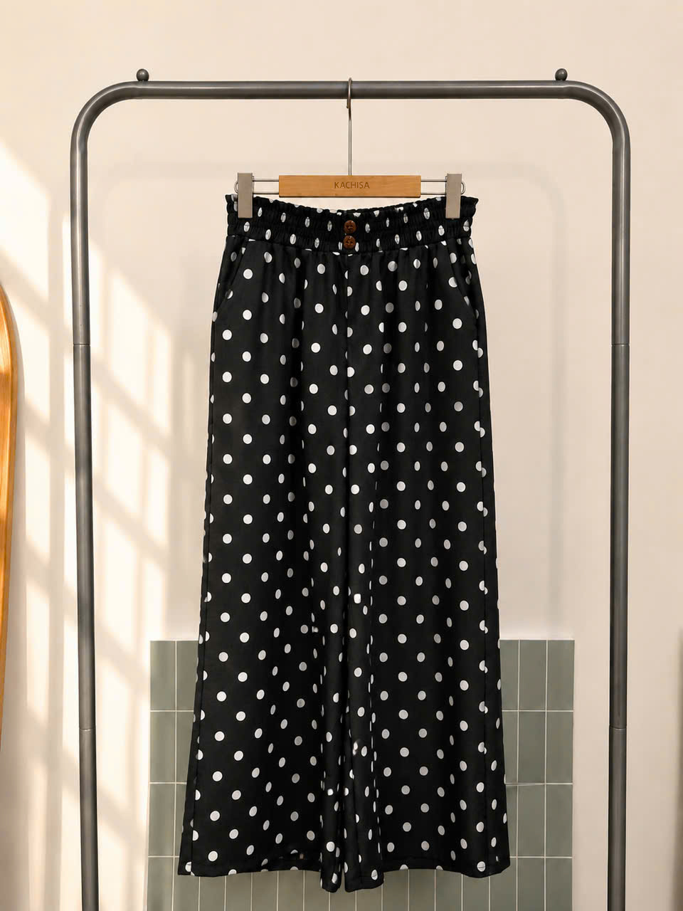 Quần linen chấm bi lưng thun 2 nút_thumbnail_2