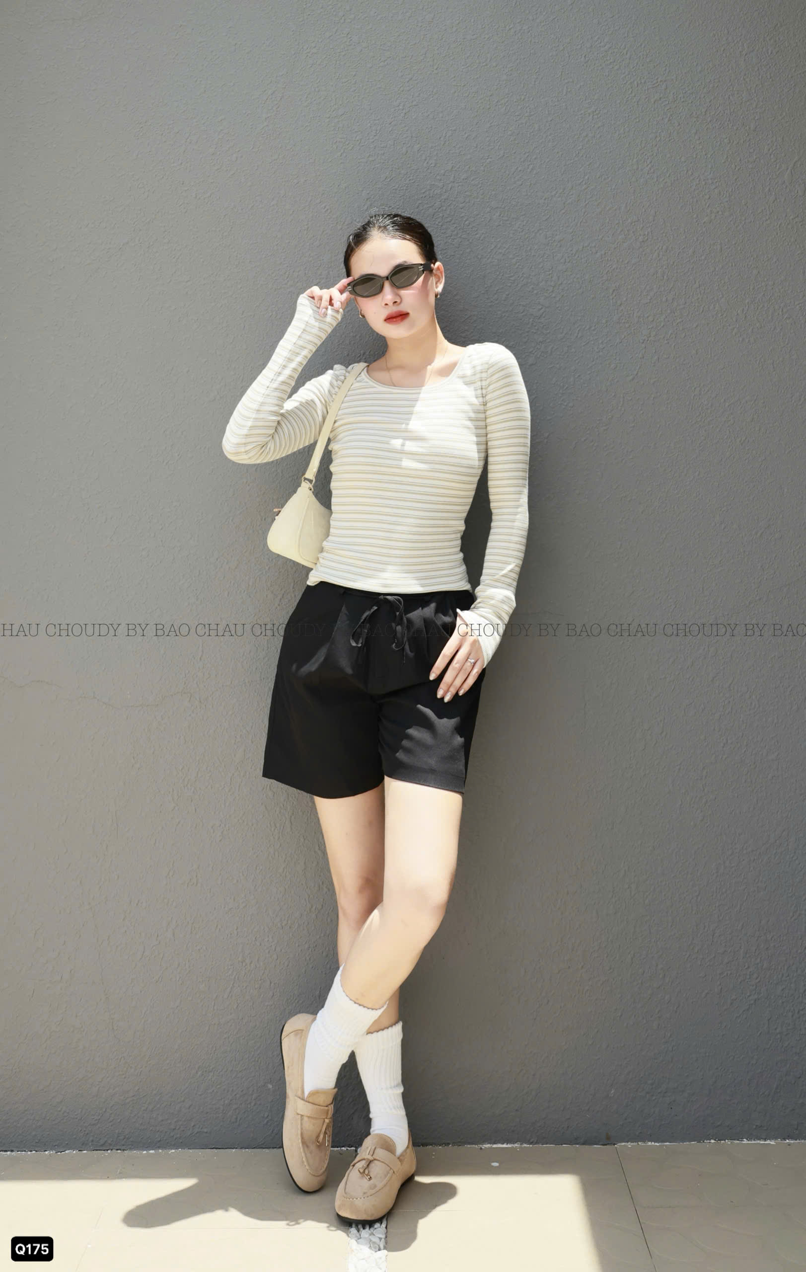SALE Q175_thumbnail_12