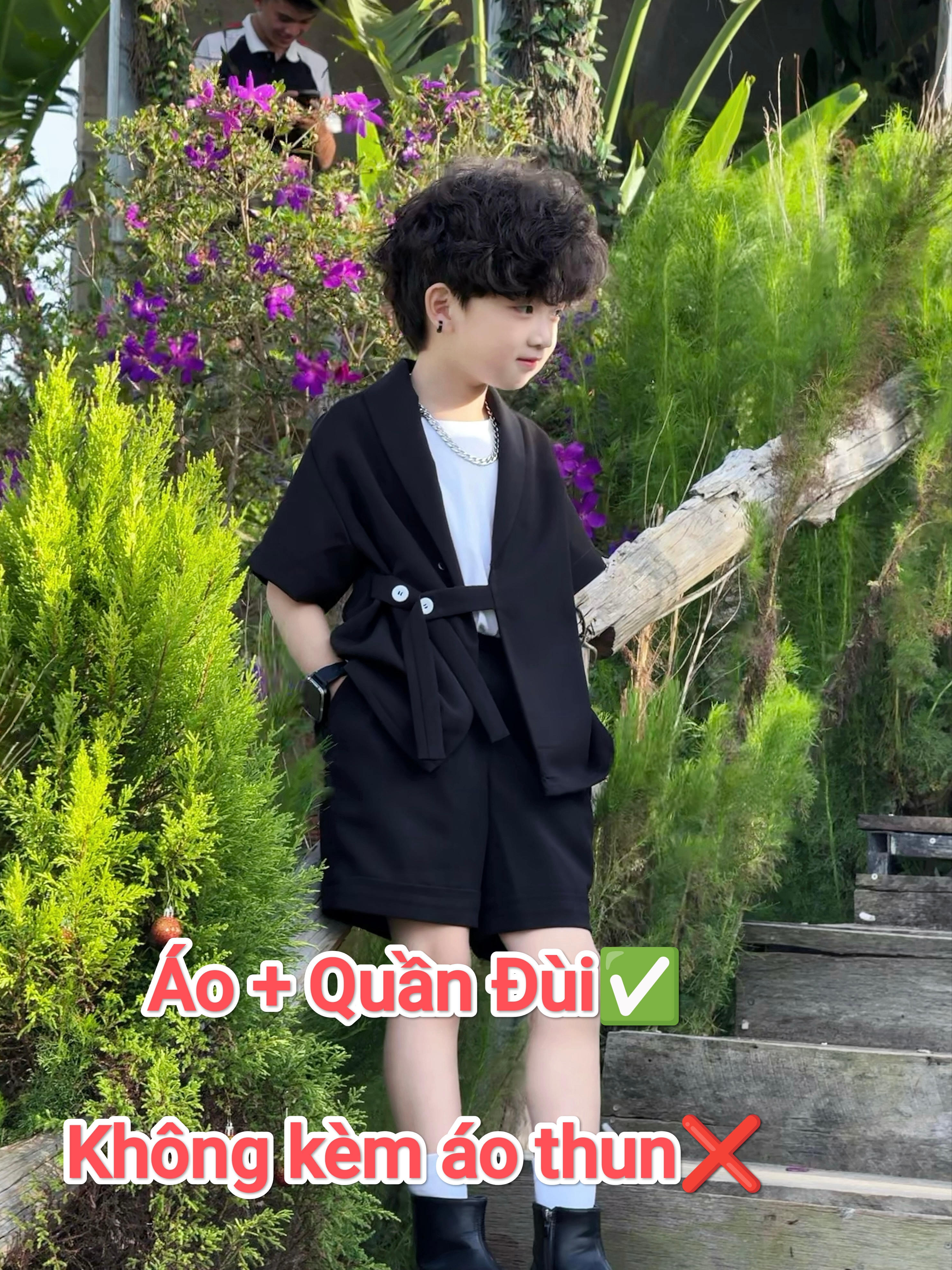 Áo Đen Cổ Sam Dày Dặn,  Quần Suông Đen Đai Bằng Cho Bé Trai._thumbnail_10