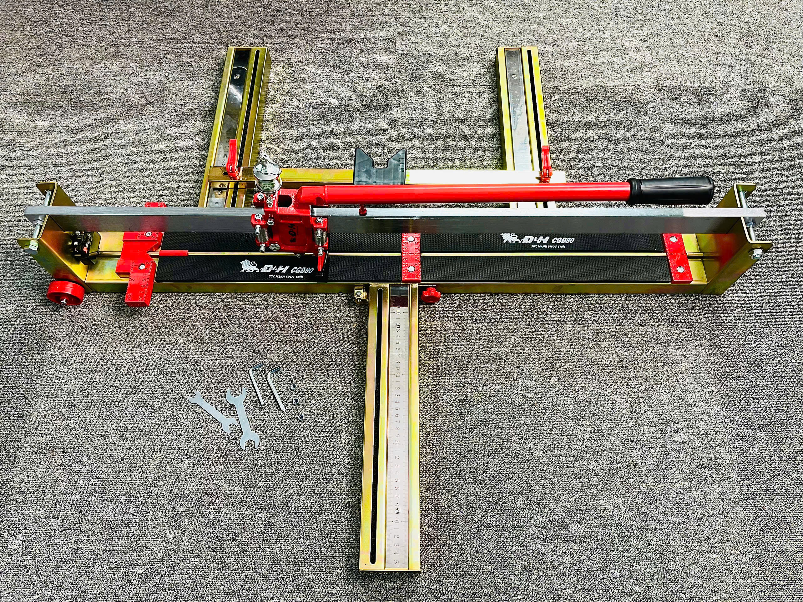 Bàn Cắt Gạch Đẩy Tay Đông Hải DH1200 – Cắt Gạch Khổ 1200mm