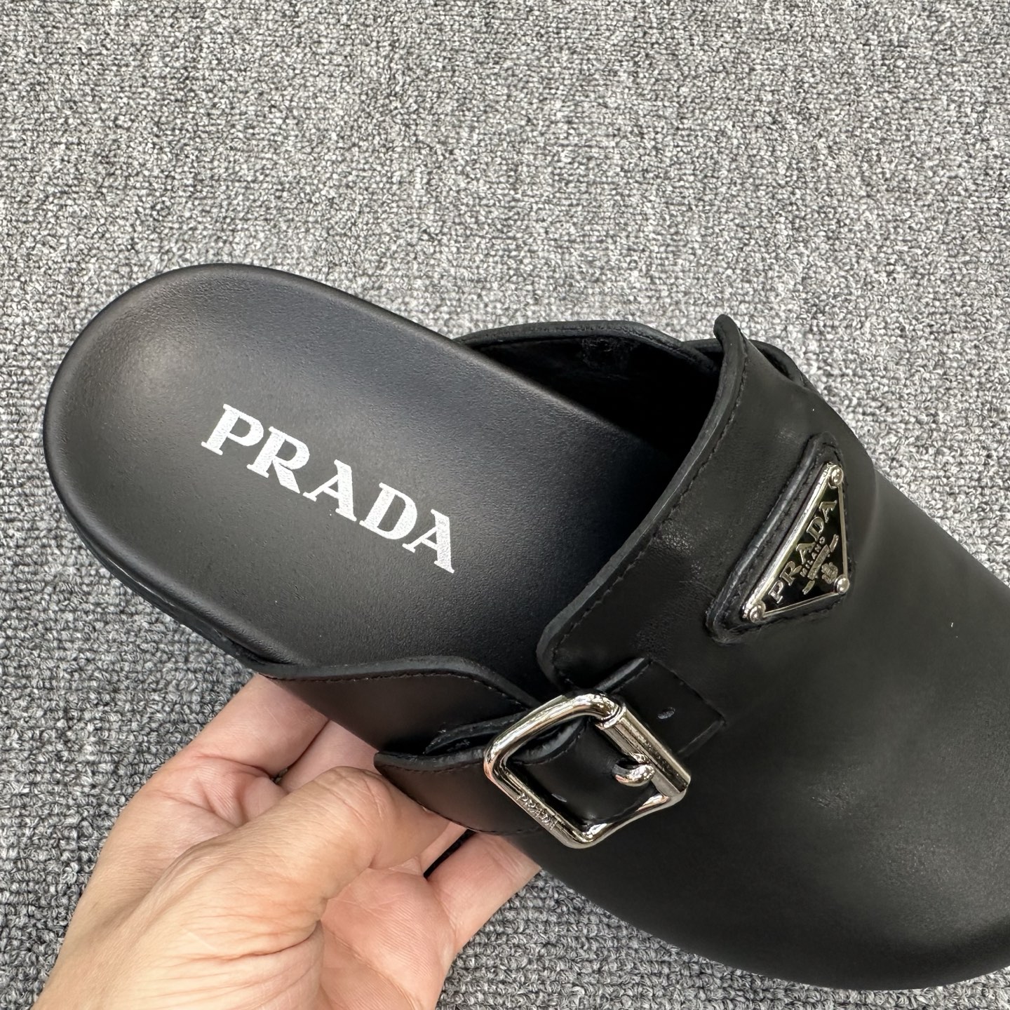Sục PRADA_thumbnail_4