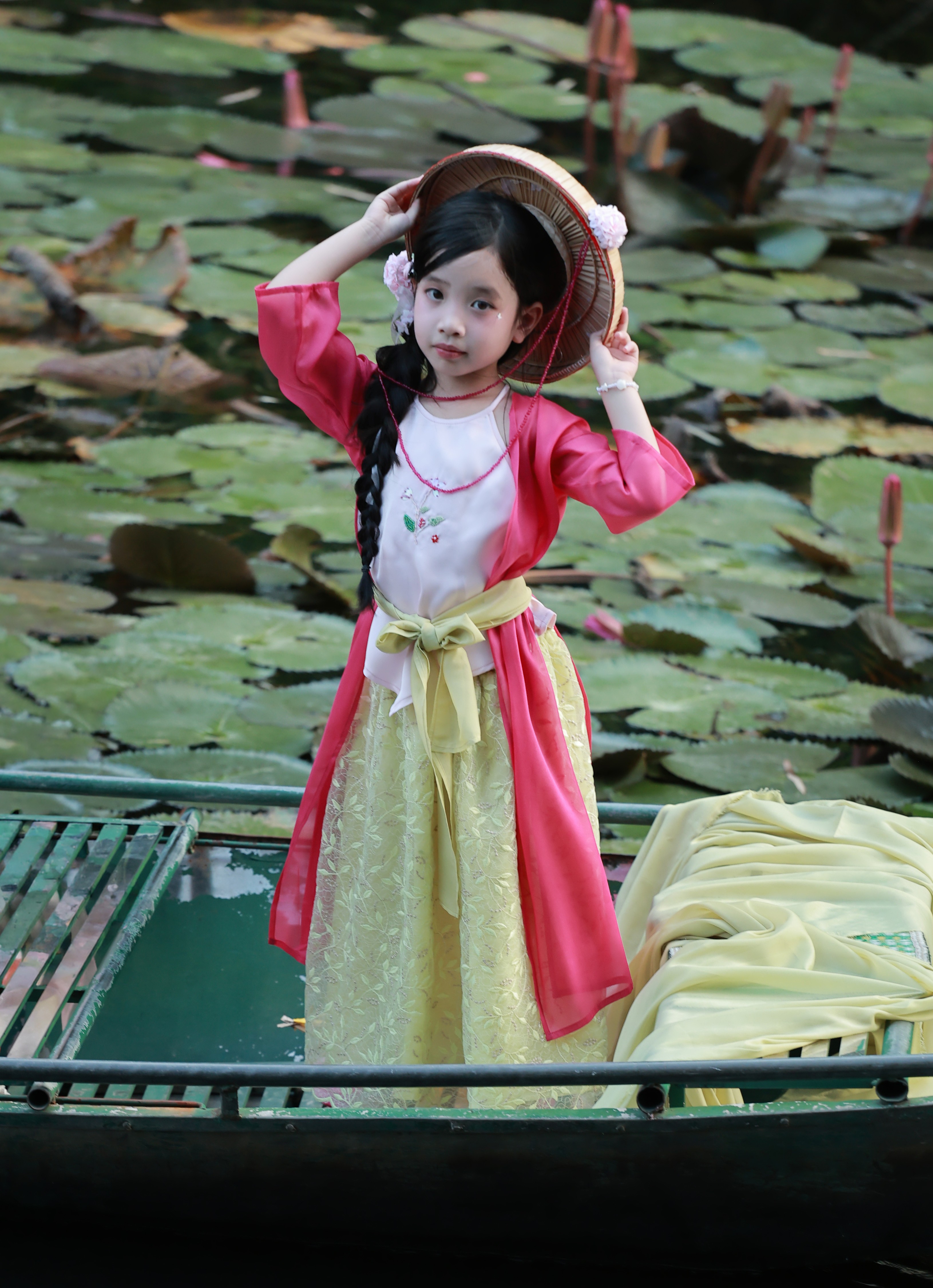 Diên Hoa - Tứ Thân
