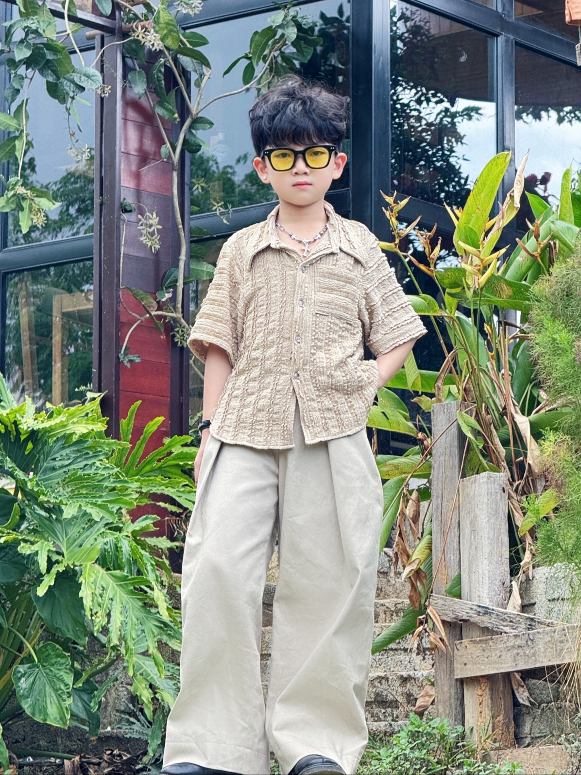 Quần Suông Kaki Rin và Áo Thun Xốp Cho Bé.
