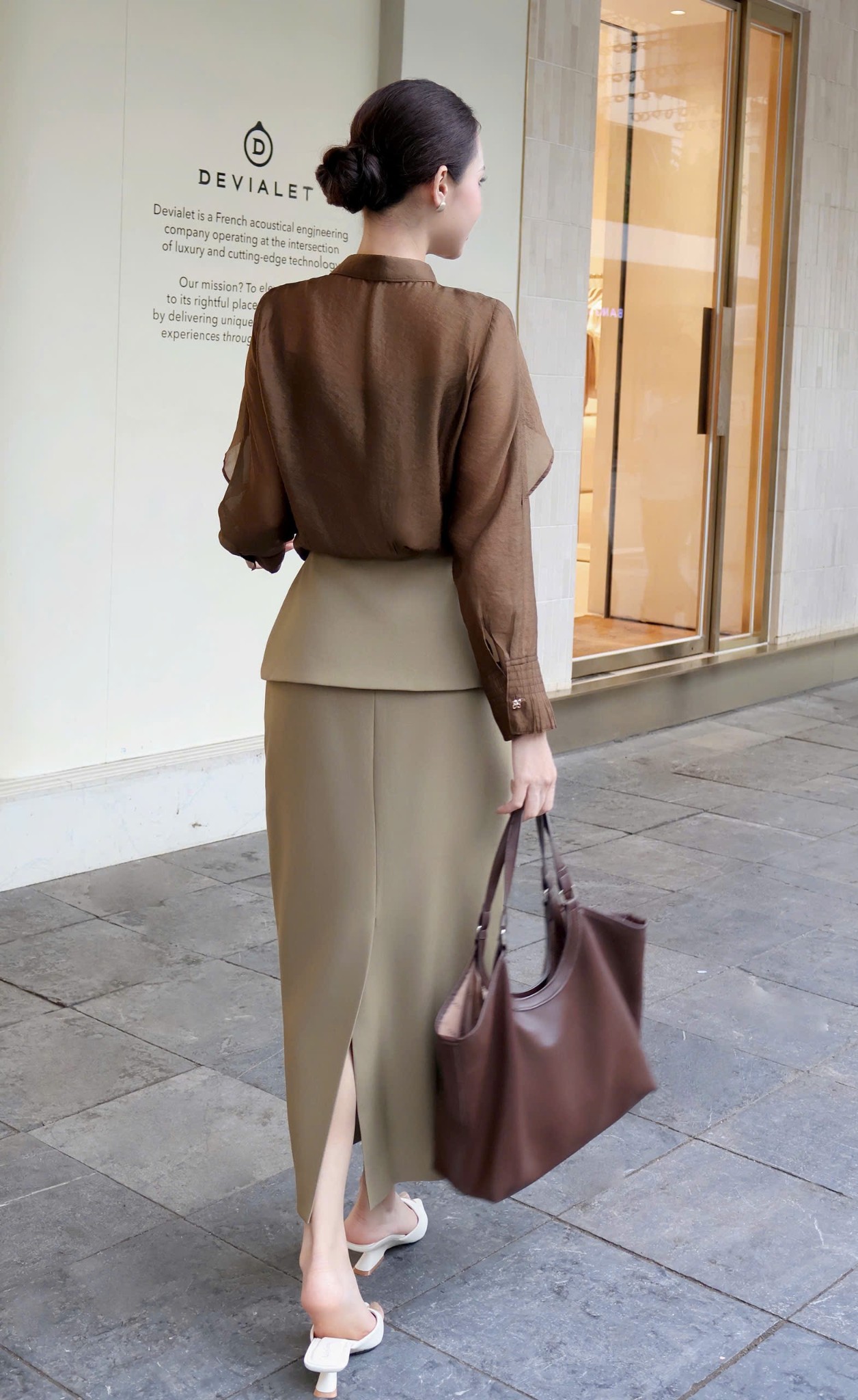Áo sơ mi tơ phối tà mix chân váy Peplum