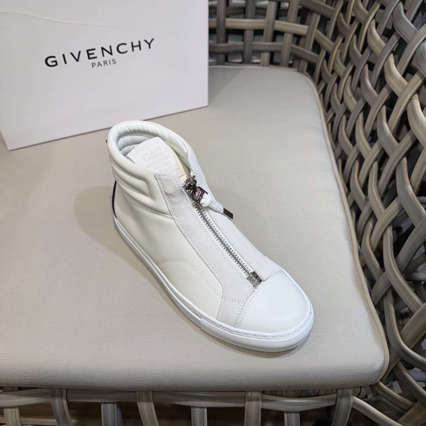 Giày Givenchy_thumbnail_6