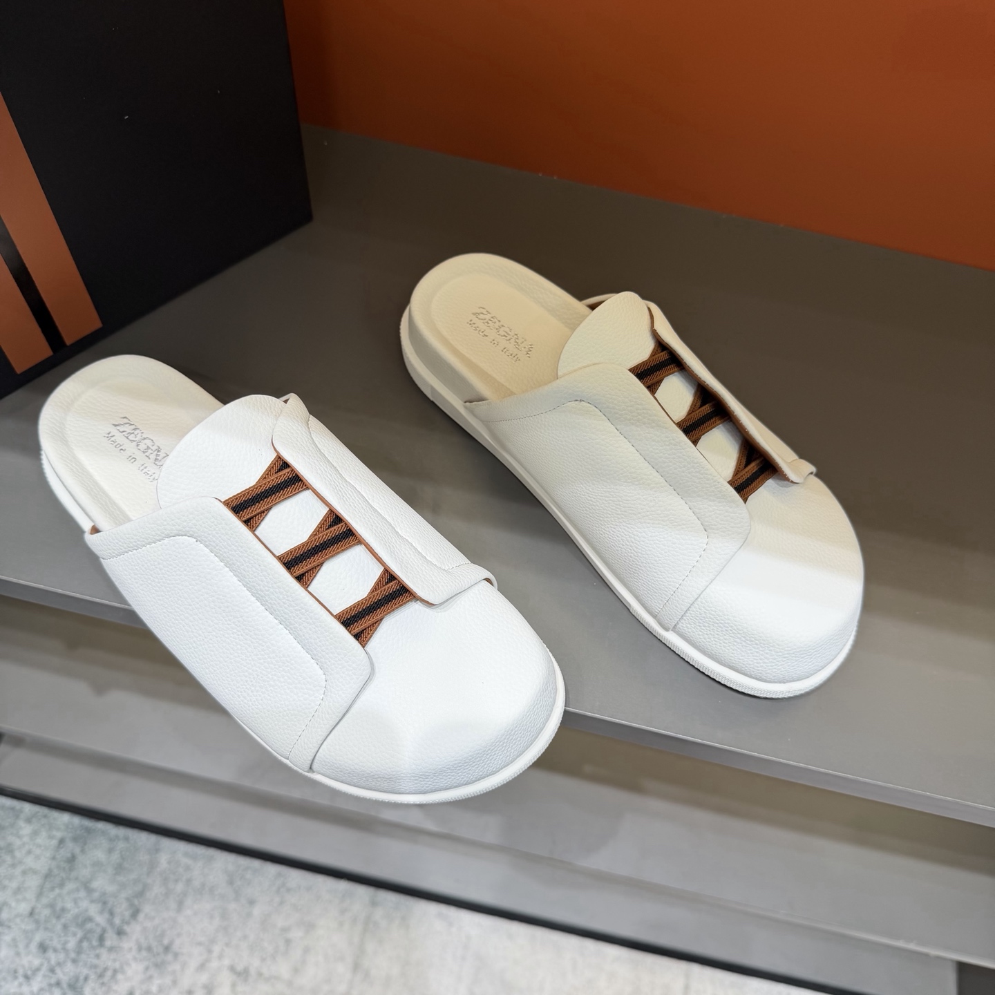 Sục Zegna_thumbnail_2