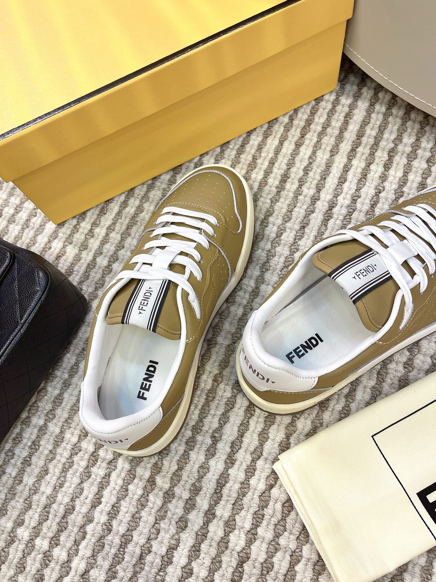 Giày Fendi_thumbnail_3