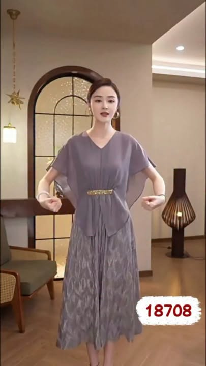 18708-Đầm xòe voan xám tay tiên  cách điệu ( voan,lót)