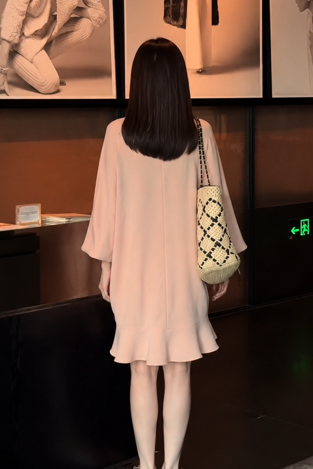 MV097 - Đầm Hồng Pastel Tay Lỡ Đuôi Cá Thanh Lịch_thumbnail_2