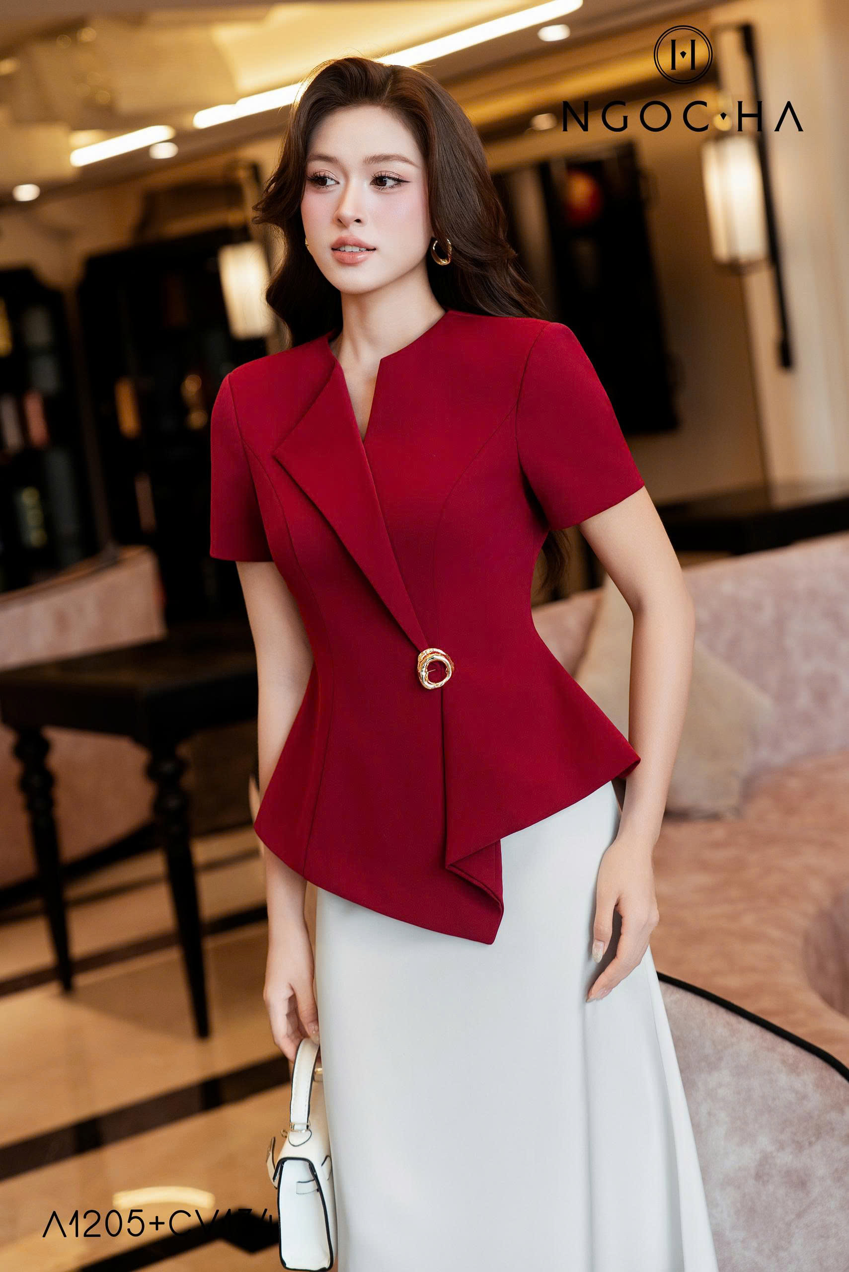 Lily Top_ Áo Xếp Nếp Đổ Vạt Màu Đỏ A1205