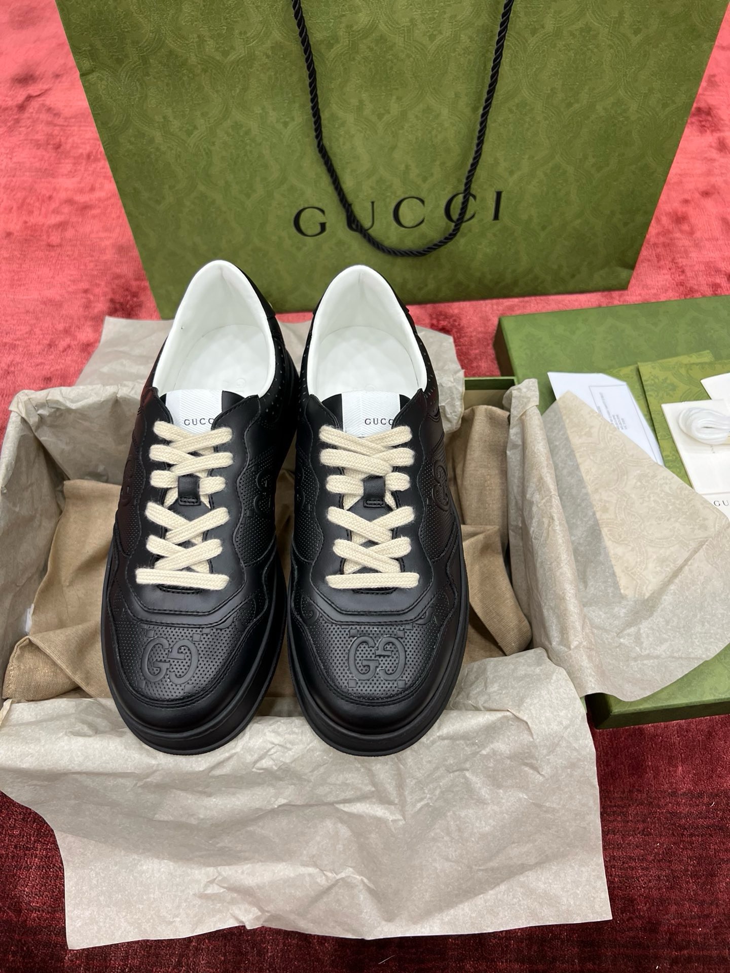 Giày GC (Gucci)
