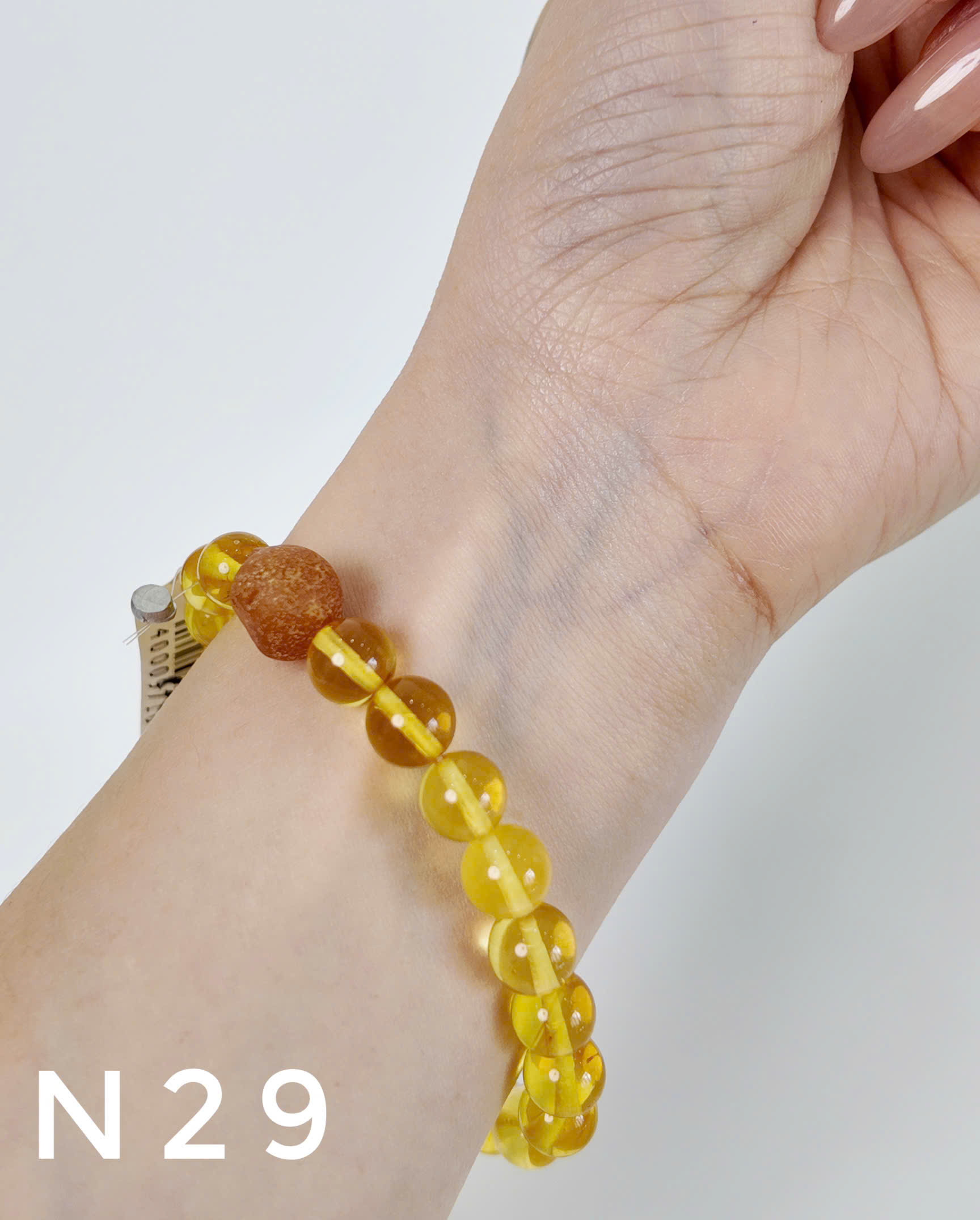 Vòng Tay Hổ Phách Mật Trong Mix Giọt Thô – N129_thumbnail_2