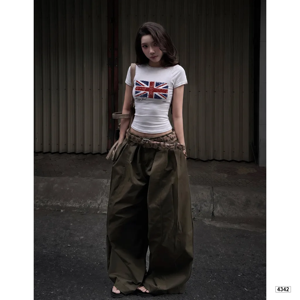 Áo baby tee form ôm lá cờ Beezy 4342_thumbnail_2