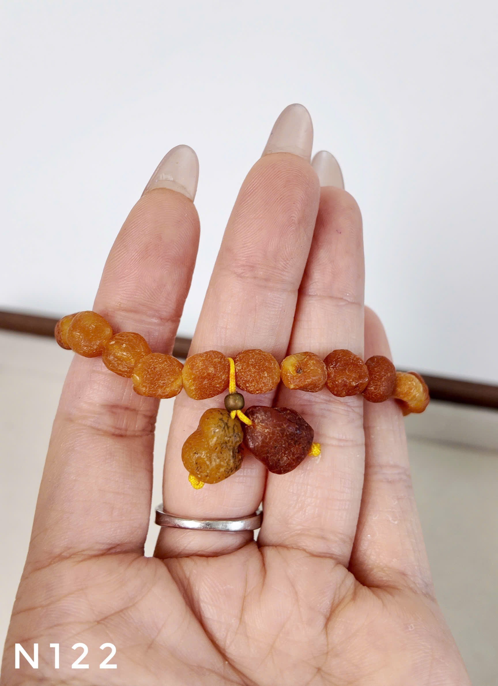 Vòng Tay Hổ Phách Mật Thô Đa Sắc Mix Giọt Thô – N122