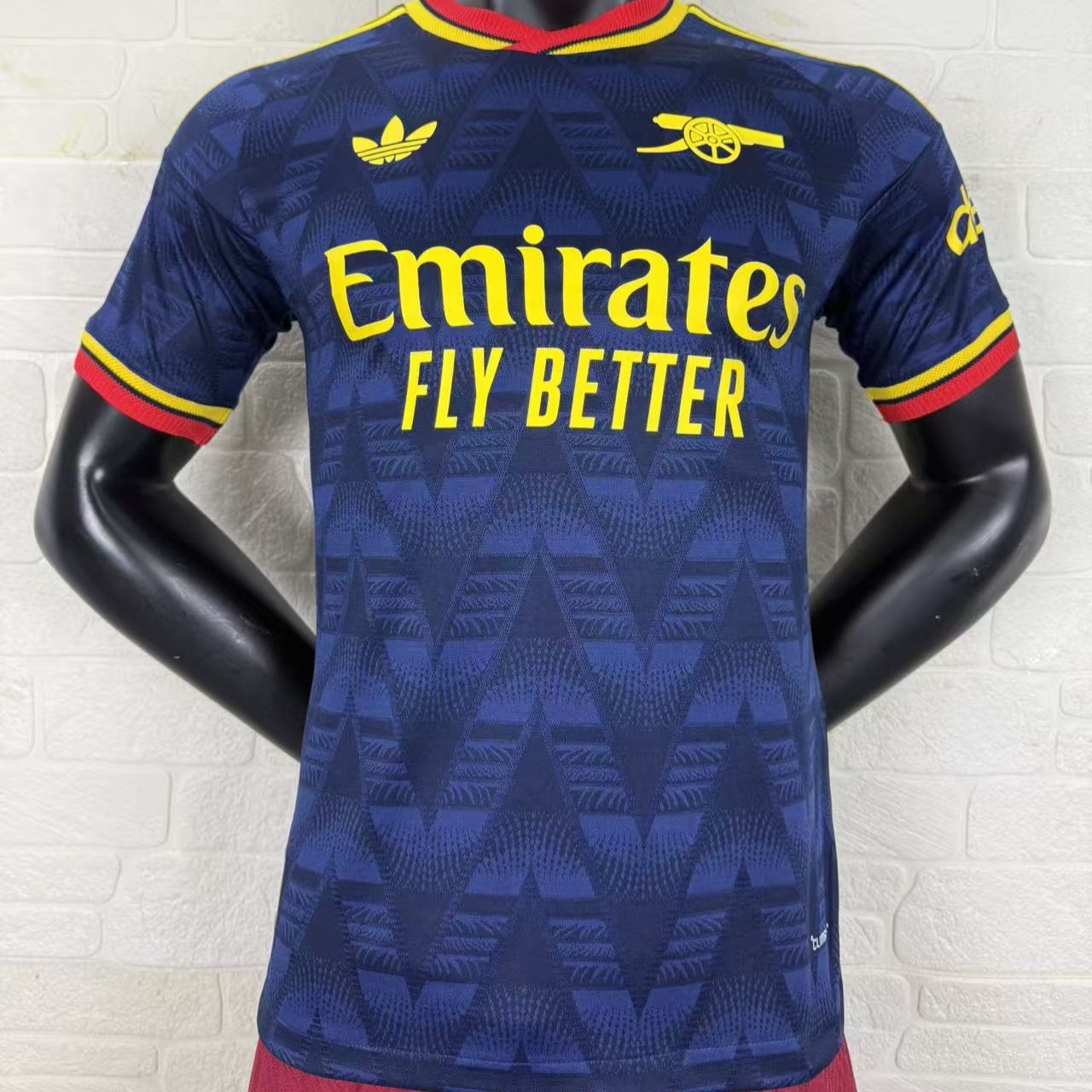 Arsenal sân khách bản player 26-27_thumbnail_2