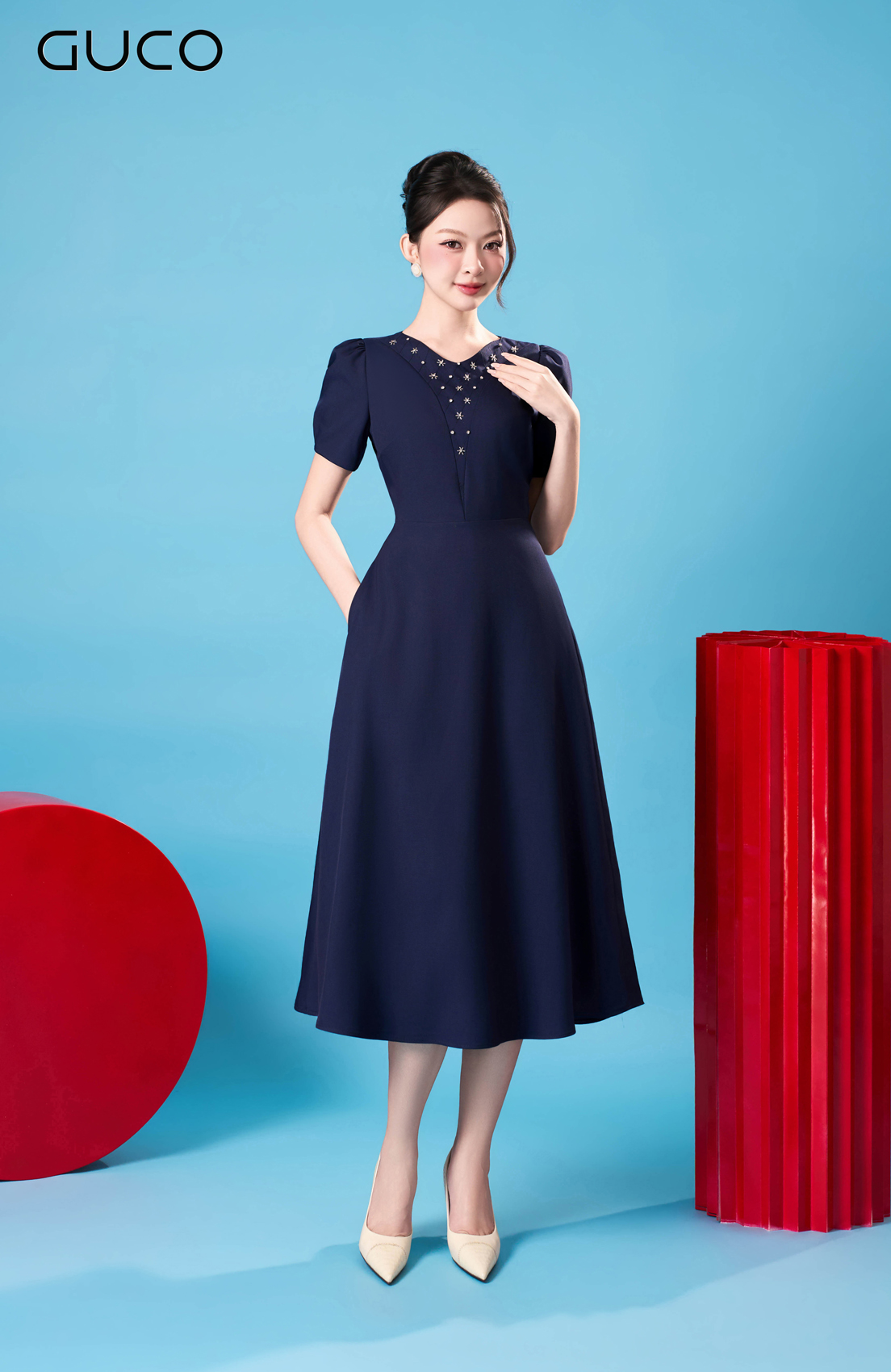 Đầm Xòe Xanh Navy Vai Đính Đá