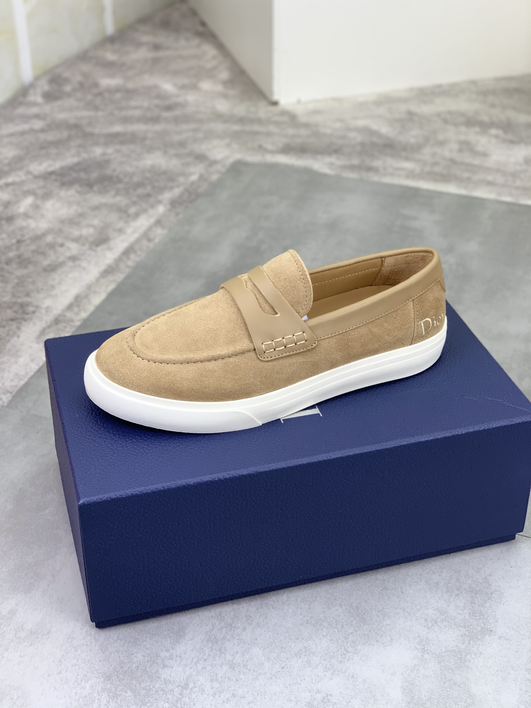 Giày Slipon Dior