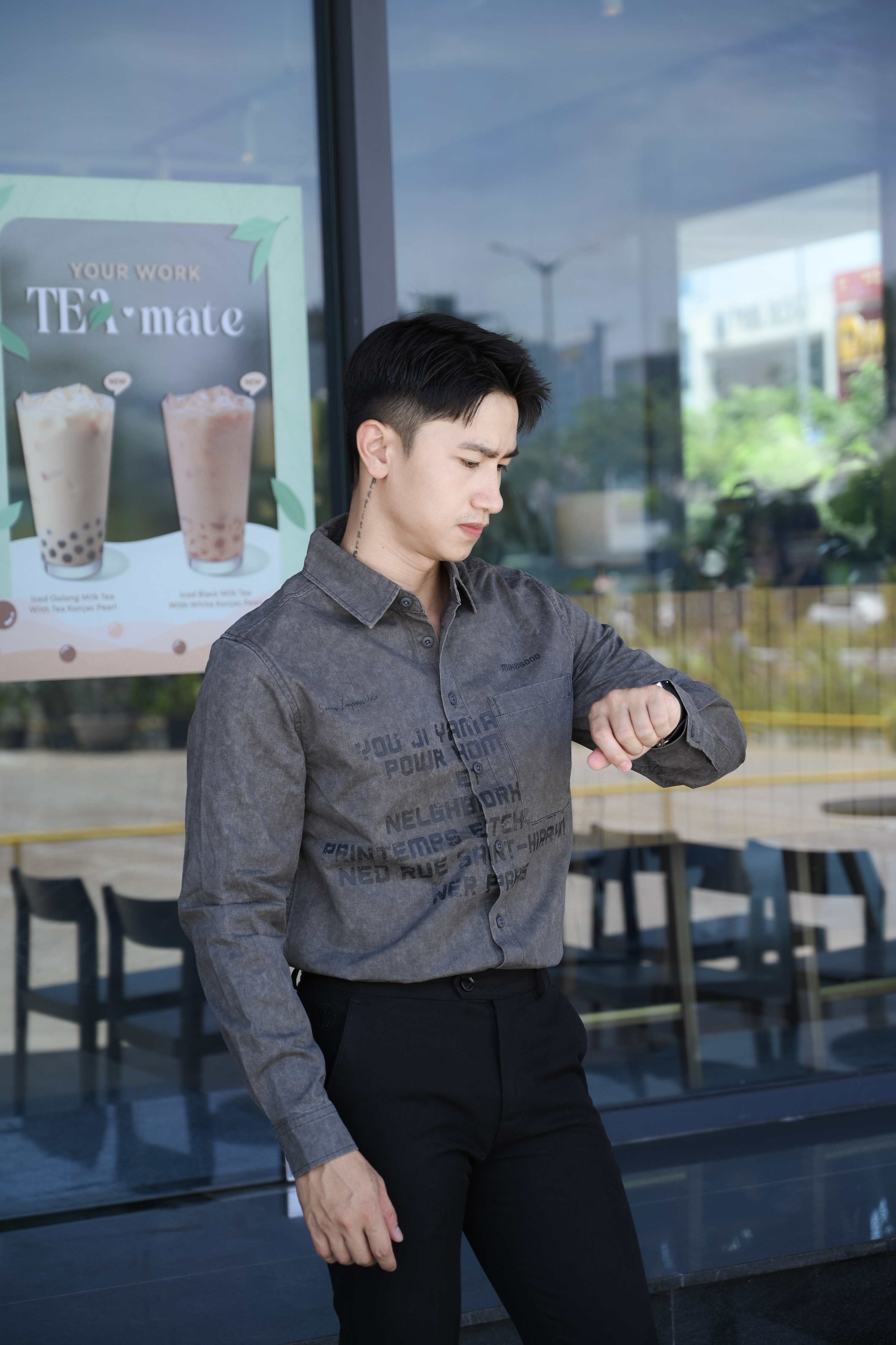 SA21 - Áo sơ mi nam dáng rộng phong cách Nhật Bản, cổ bẻ, tay dài, họa tiết chữ, chất cotton mềm mại_thumbnail_12
