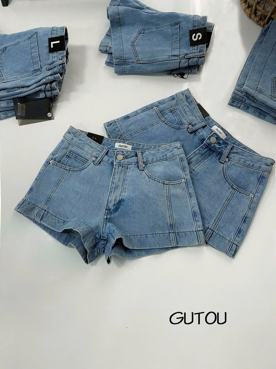 [ GUTOU ] Quần Short Jean Basic Đường May Nổi Modern Chic_thumbnail_9