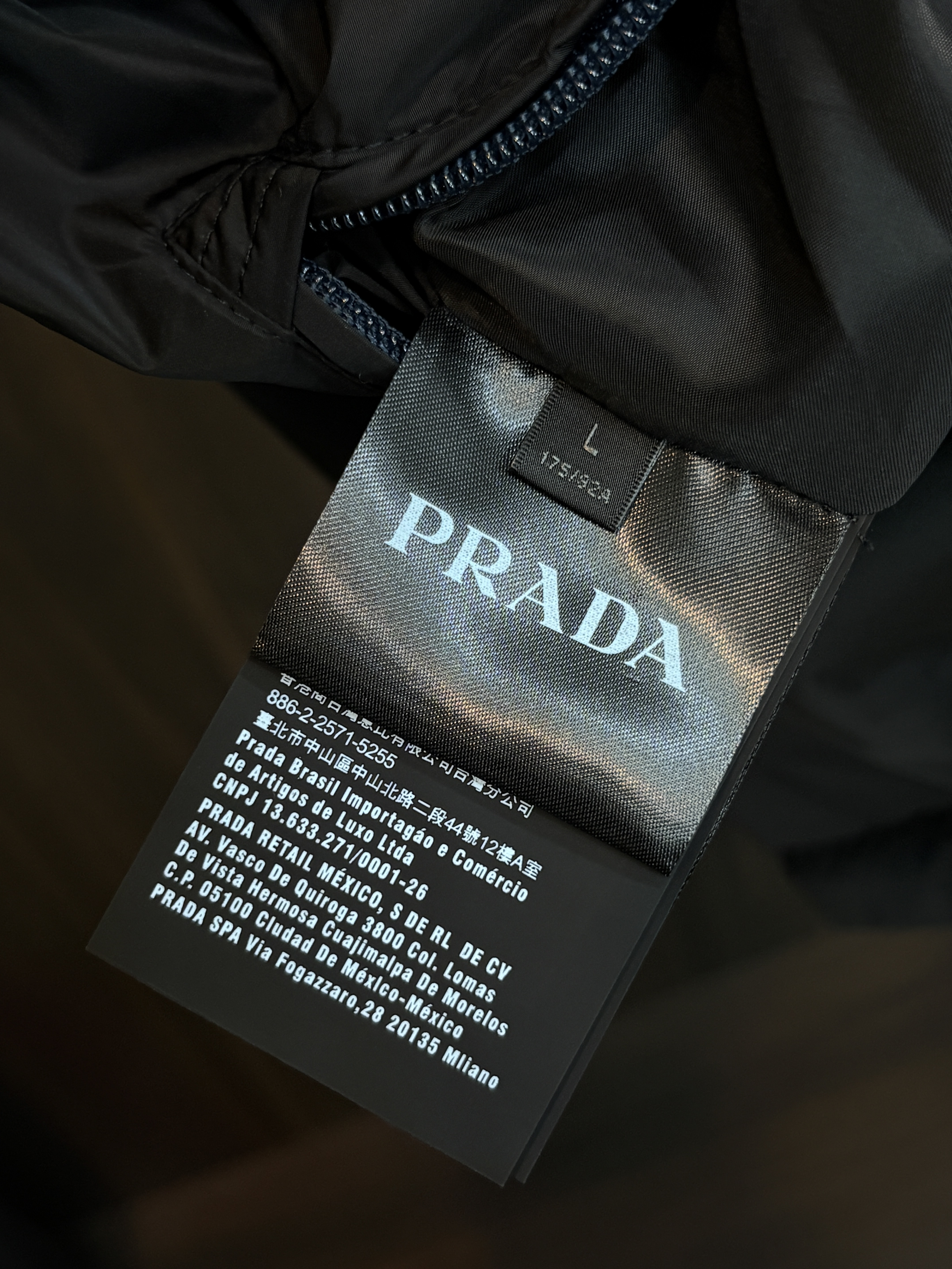 Áo Khoác Prada _thumbnail_0