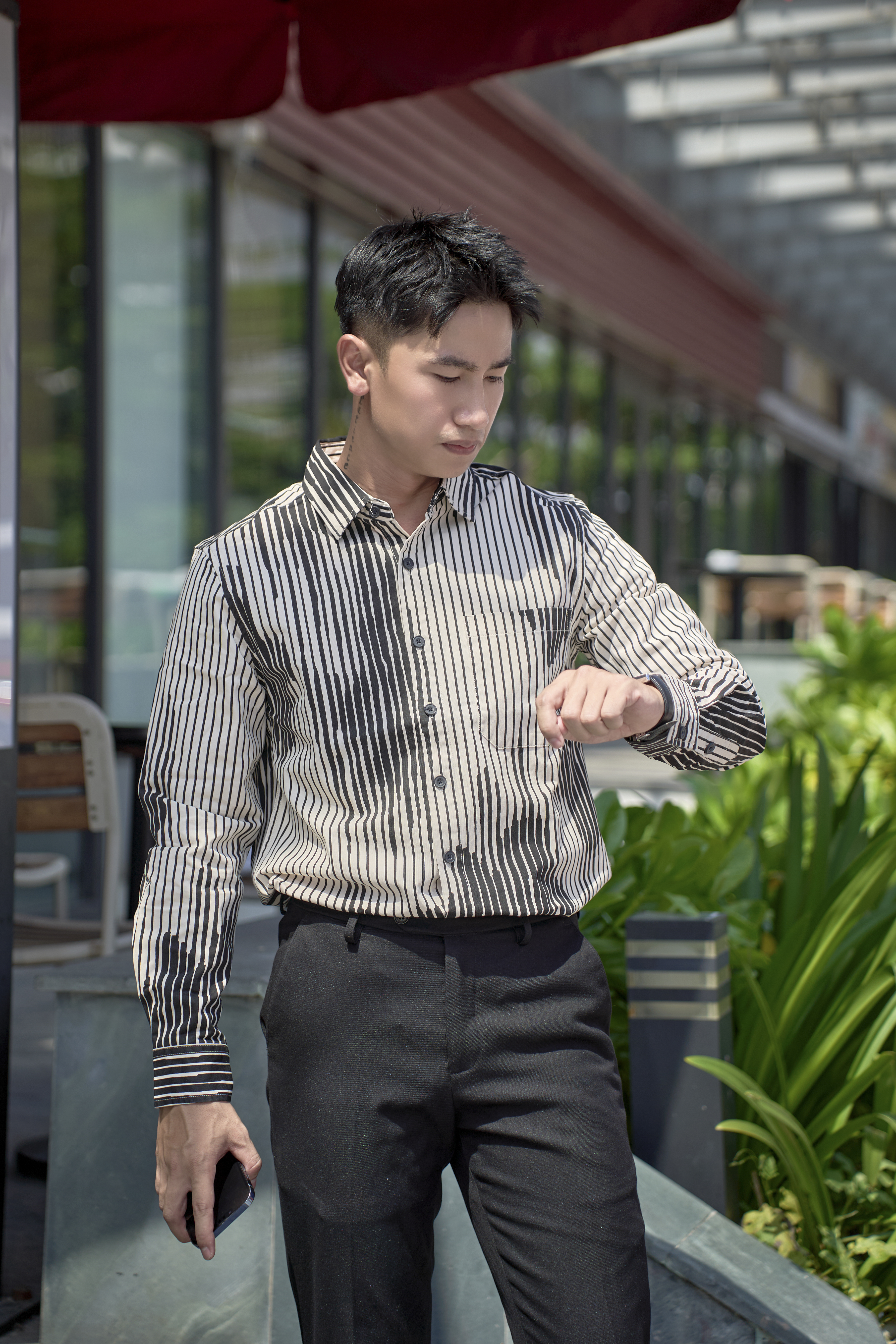 SA123 - Áo Sơ Mi Nam Tay Dài In Họa Tiết Sọc Đen Trắng Phong Cách Thời Trang_thumbnail_11