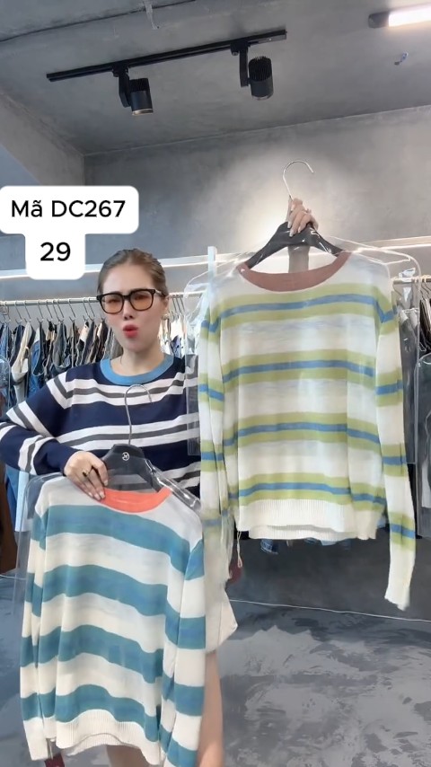 DC267 Áo sọc cổ màu