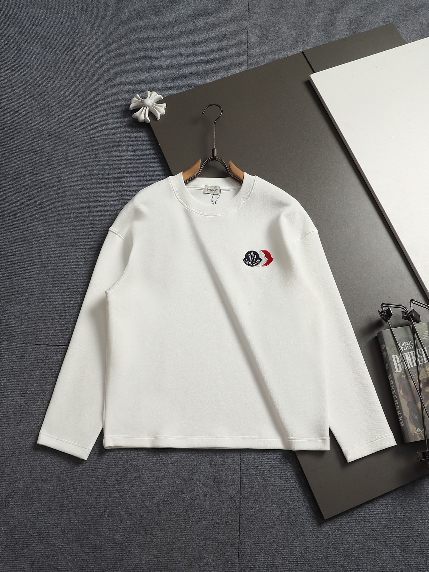 Áo Nỉ Moncler