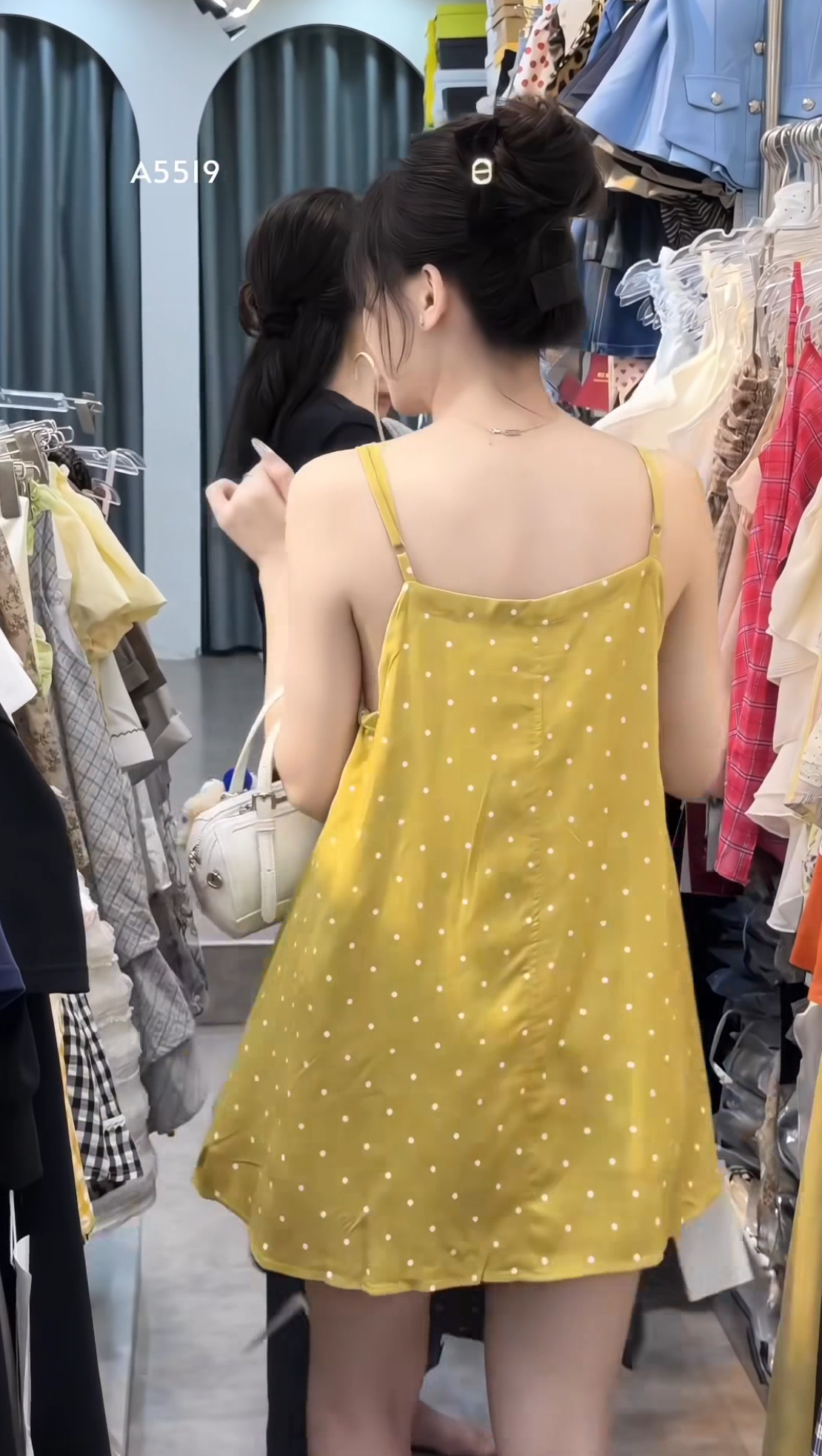 Váy chấm bi 1334