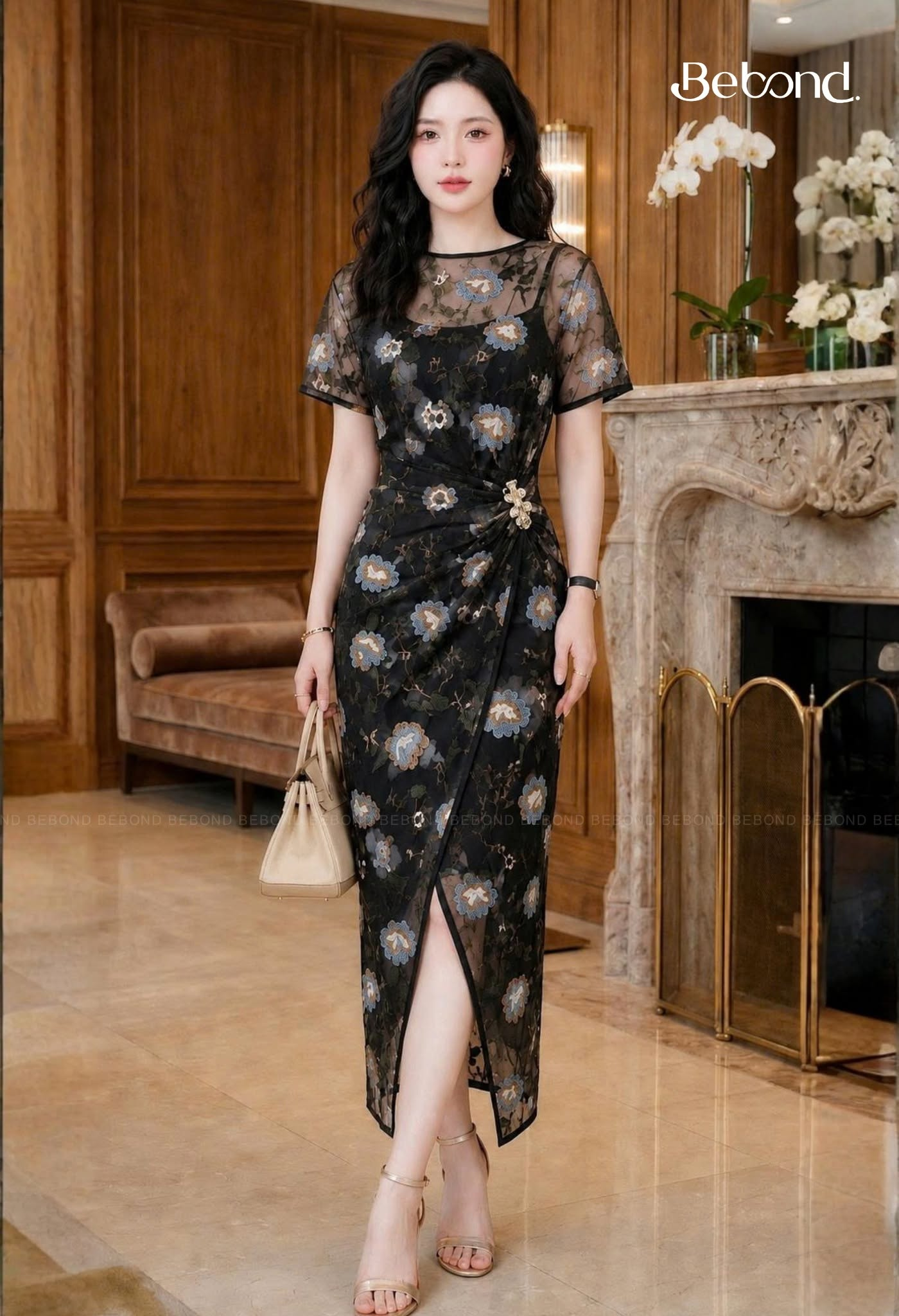 Váy ren dài xẻ thêu hoa ZARELA màu ĐEN