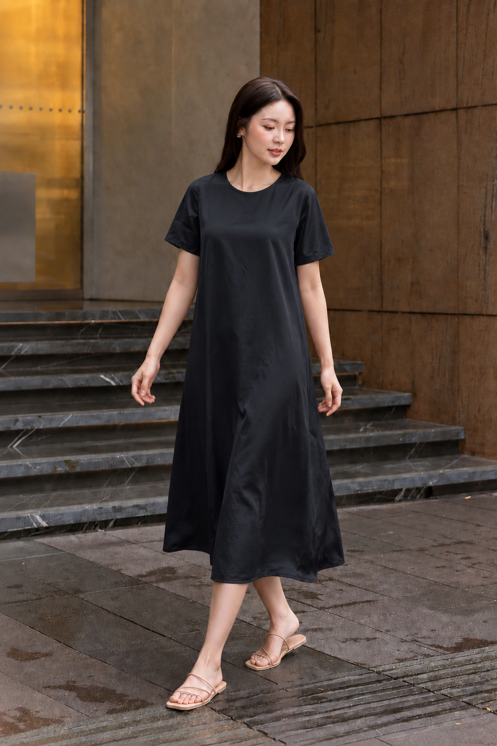 LV034 - VÁY ĐEN CỘC TAY