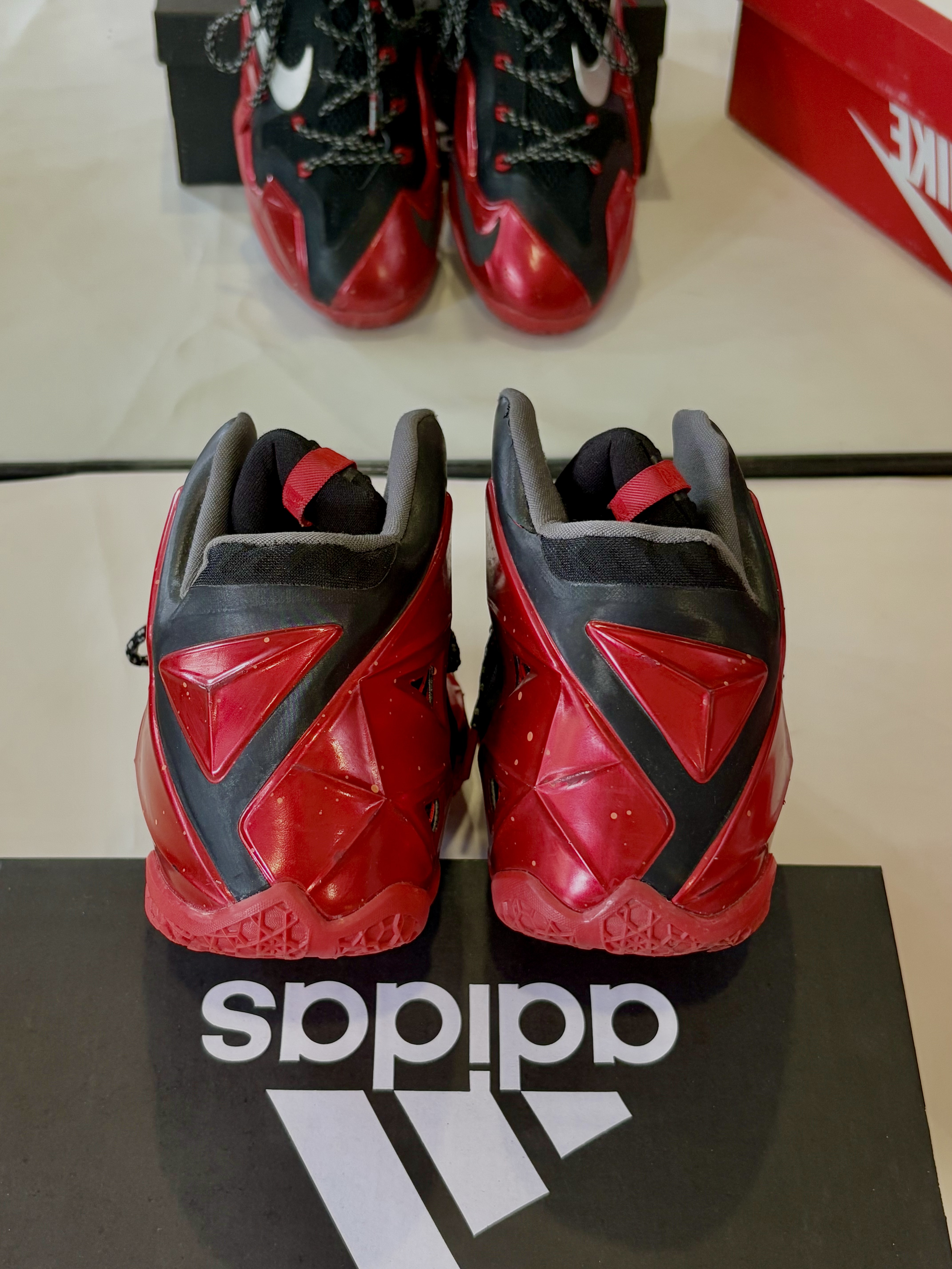 Nike LeBron 11 616175-001_thumbnail_6