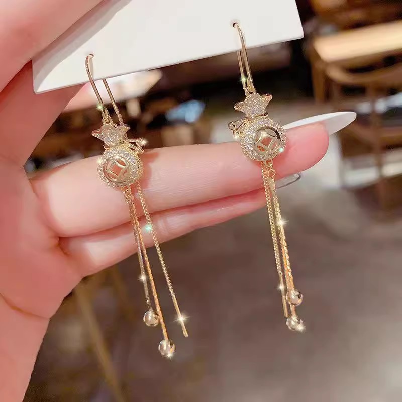 Hoa tai tua rua hình mắt mèo theo phong cách dân tộc Trung Hoa mới, mẫu thiết kế sáng tạo và đa năng, bán chạy nhất mùa thu đông, hoa tai lễ hội năm mới