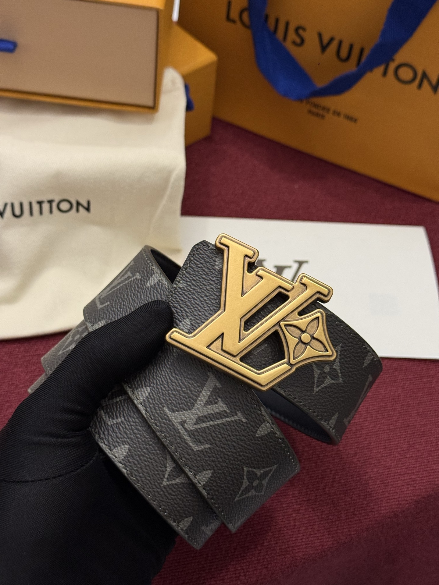 Belt LV