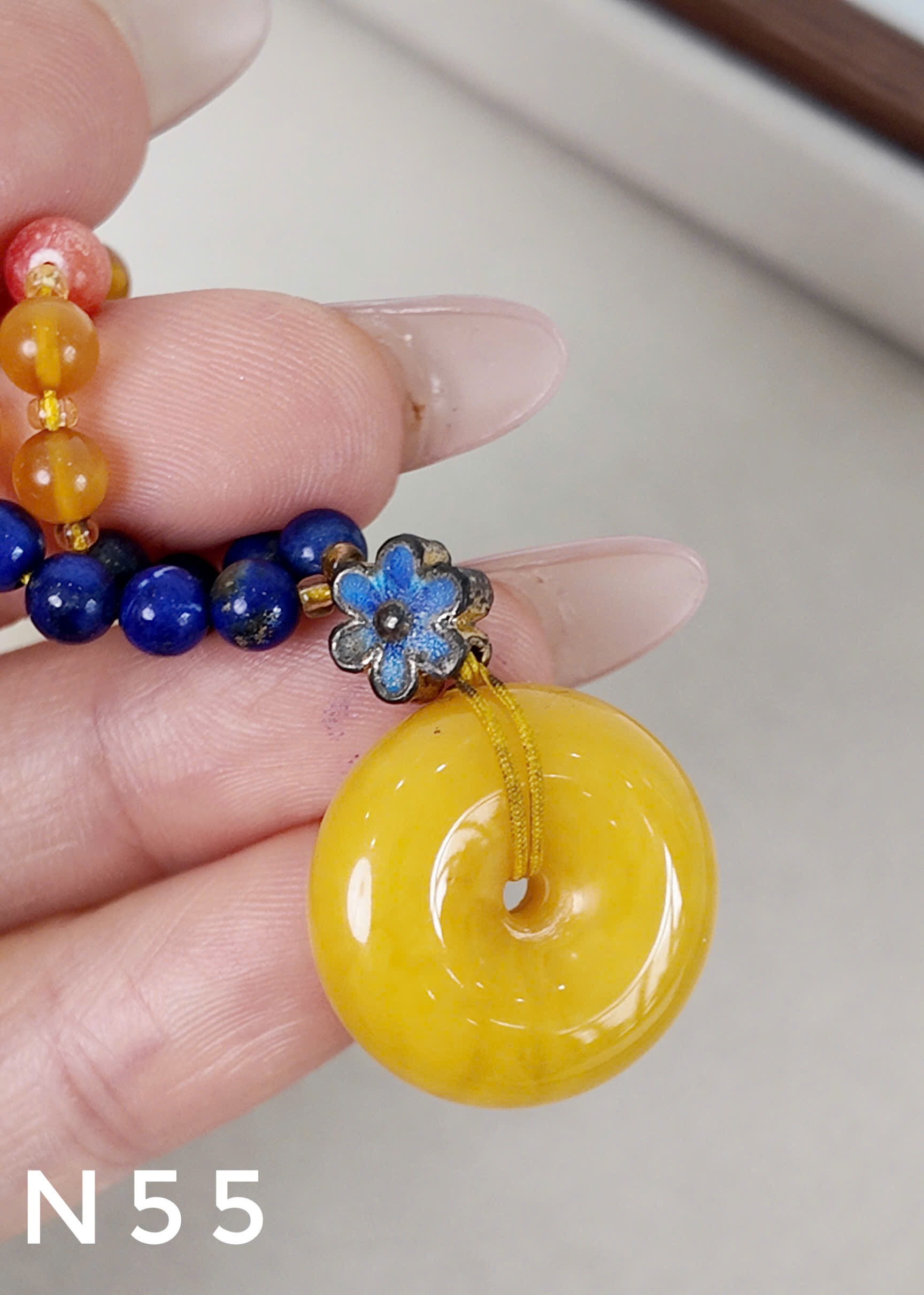 Dây Cổ Hổ Phách Đa Sắc Mix Charm Hoa Bạc Chính Tâm Hoàng Gia Vân Sữa – N55_thumbnail_2