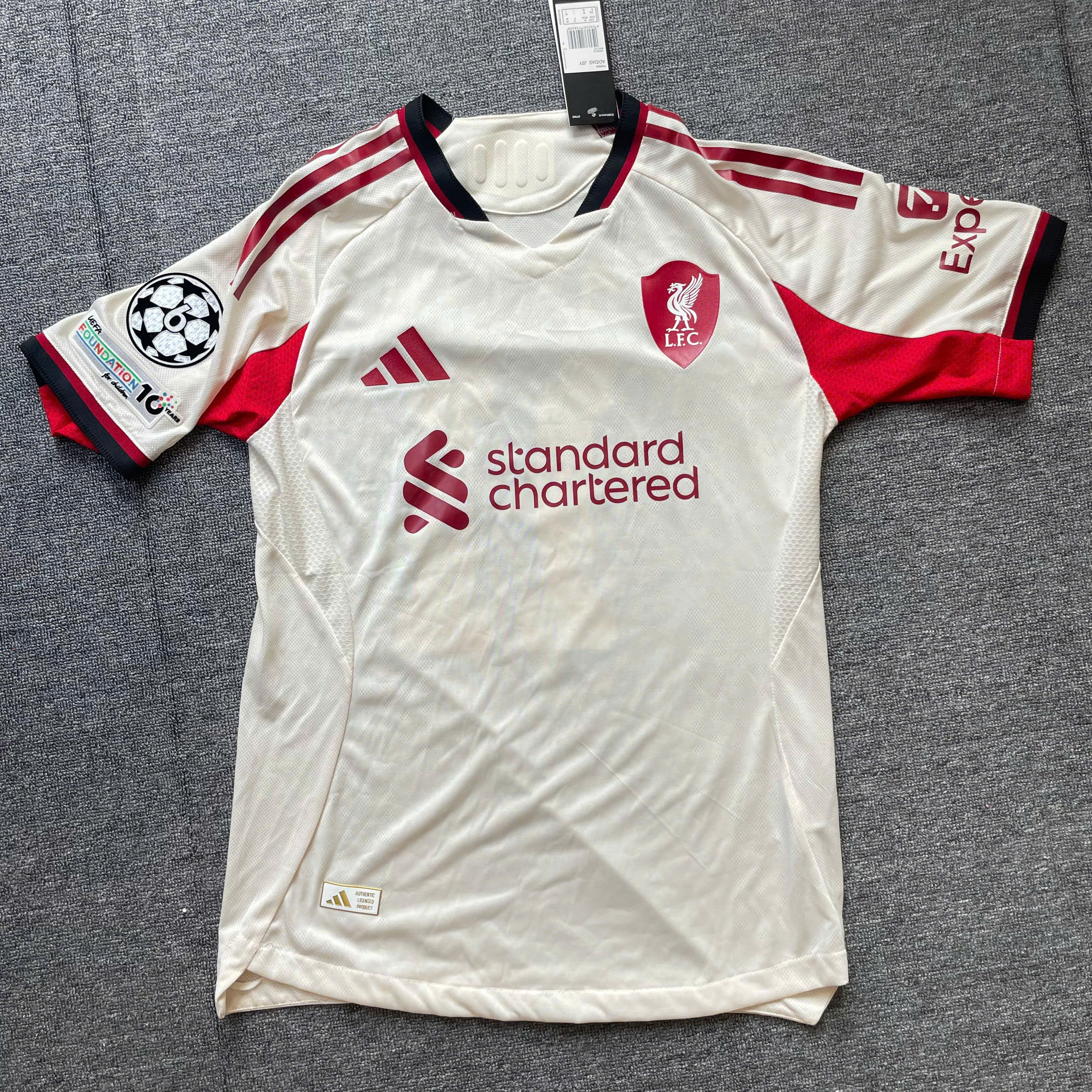 SALE 60 - Size: M
