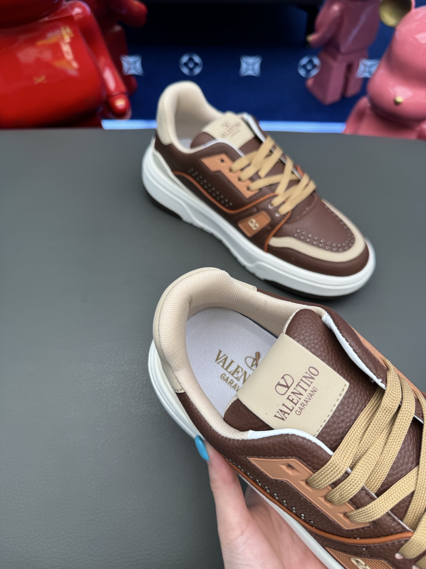 Giày Valentino (VLTN)_thumbnail_2