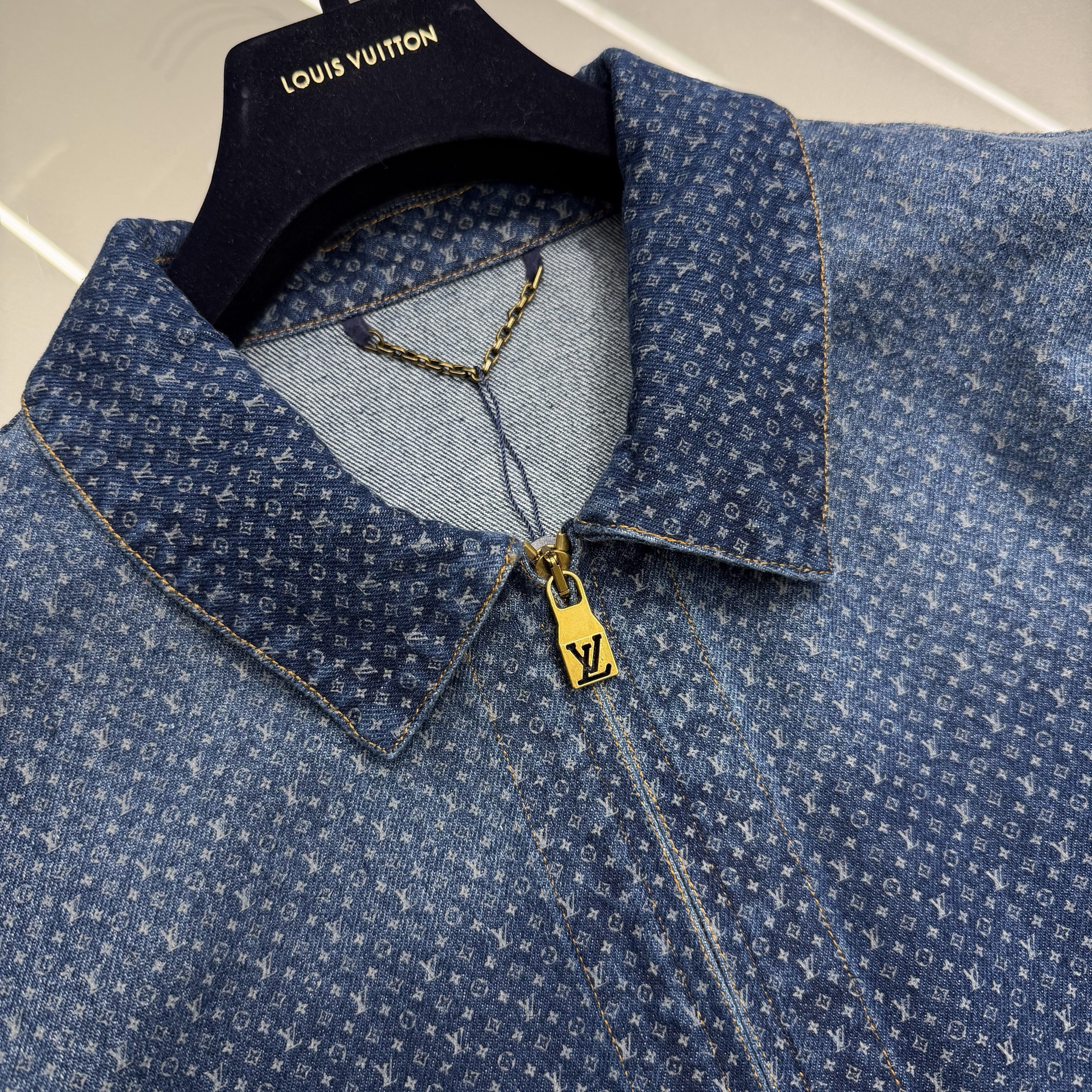 Bộ LV _thumbnail_7