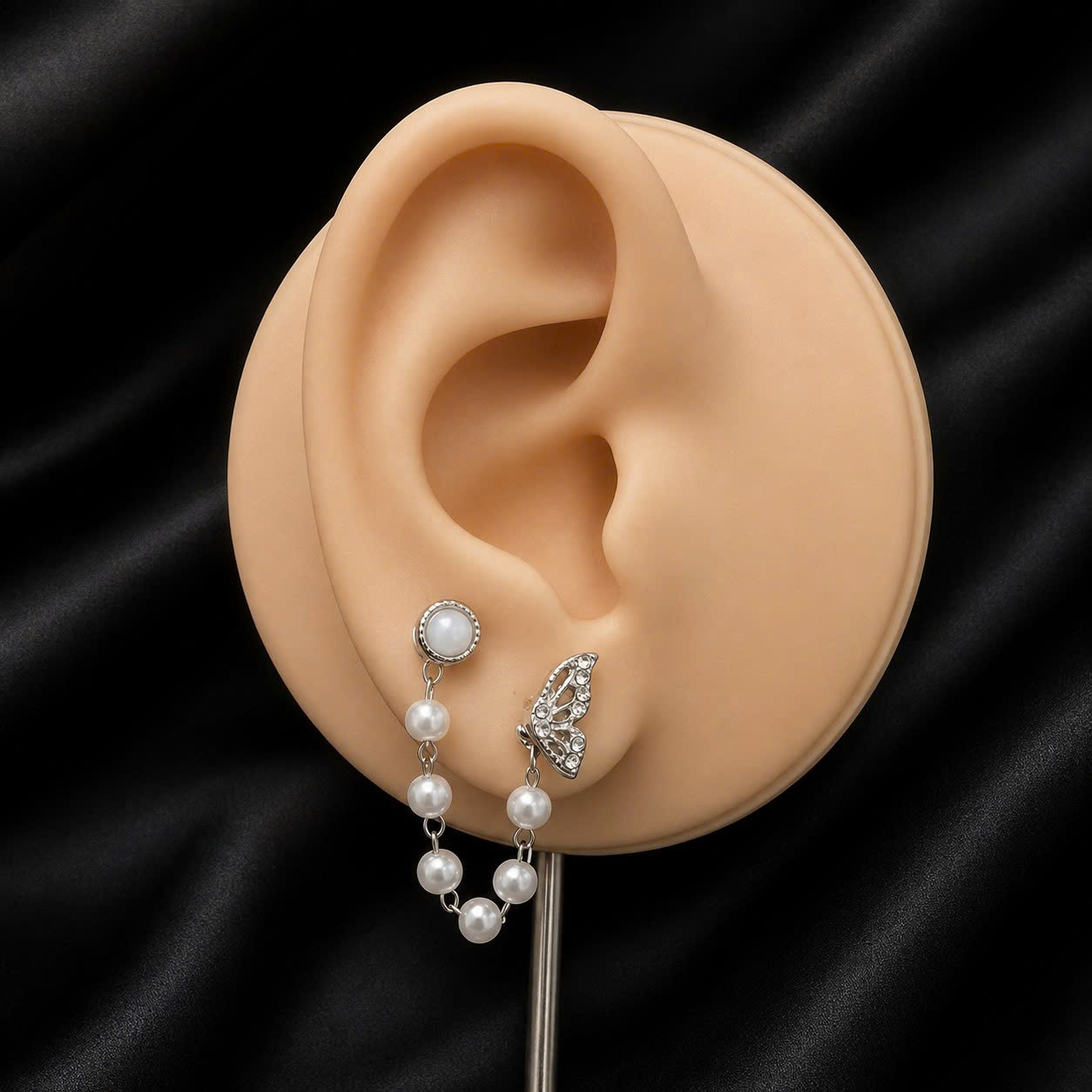 khuyên kiểu xích ngọc đá opal trắng và nữa cánh bướm sang chảnh._thumbnail_2