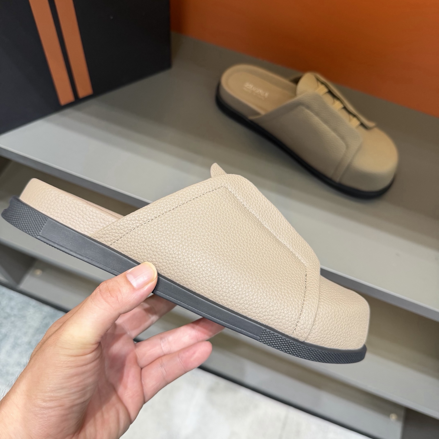 Sục Zegna_thumbnail_7